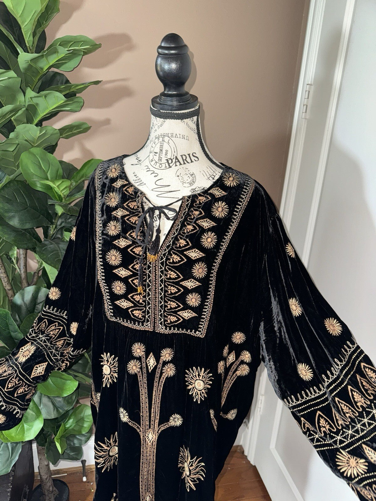 Johnny Was 3X Black & Gold Velvet Shift Mini Dress Tunic Top $528 Retail Johnny Was