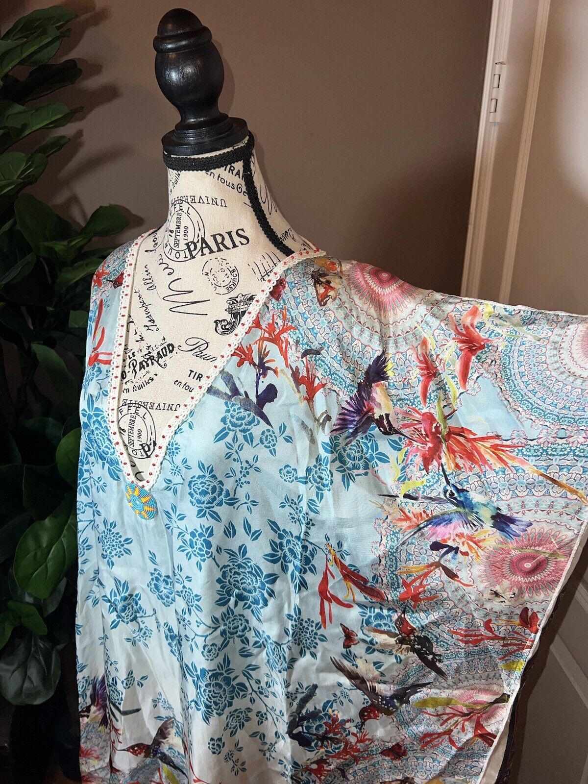 Johnny Was O/S 100% Silk Kimono Wrap Top Cover Up Beading SPRING & Summer 33”PTP