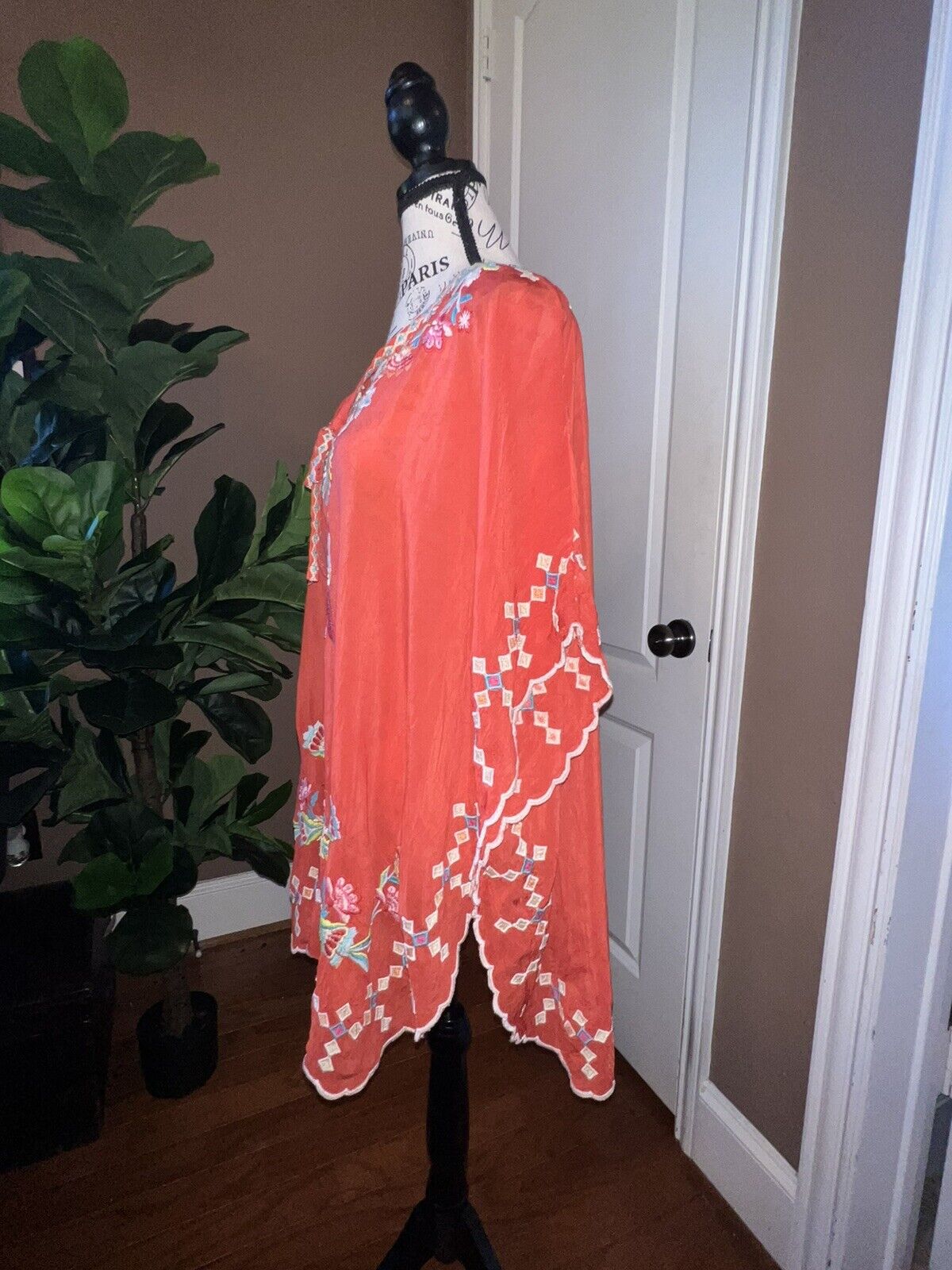 Johnny Was Red Embroidered Silky Tunic Top VERY OVERSIZED 32” PTP Poncho