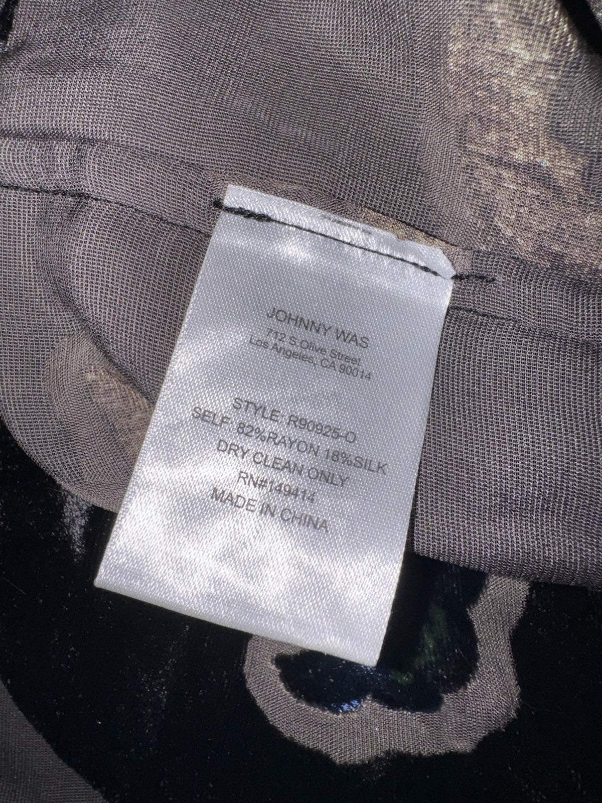 8963145