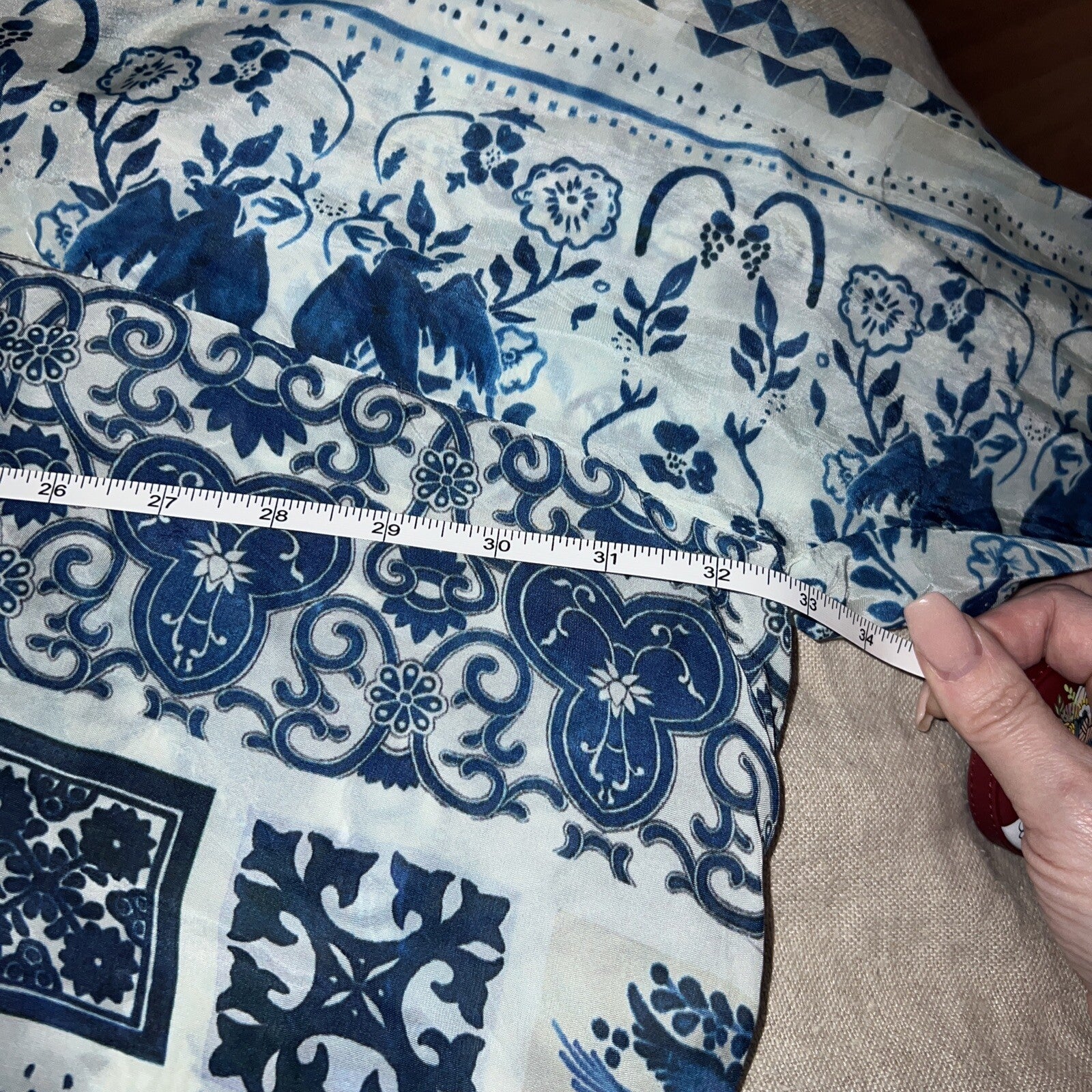 Johnny Was L Large Silky Kimono Blue & White Flowy Lightweight Cool BOHO Jacket Johnny Was