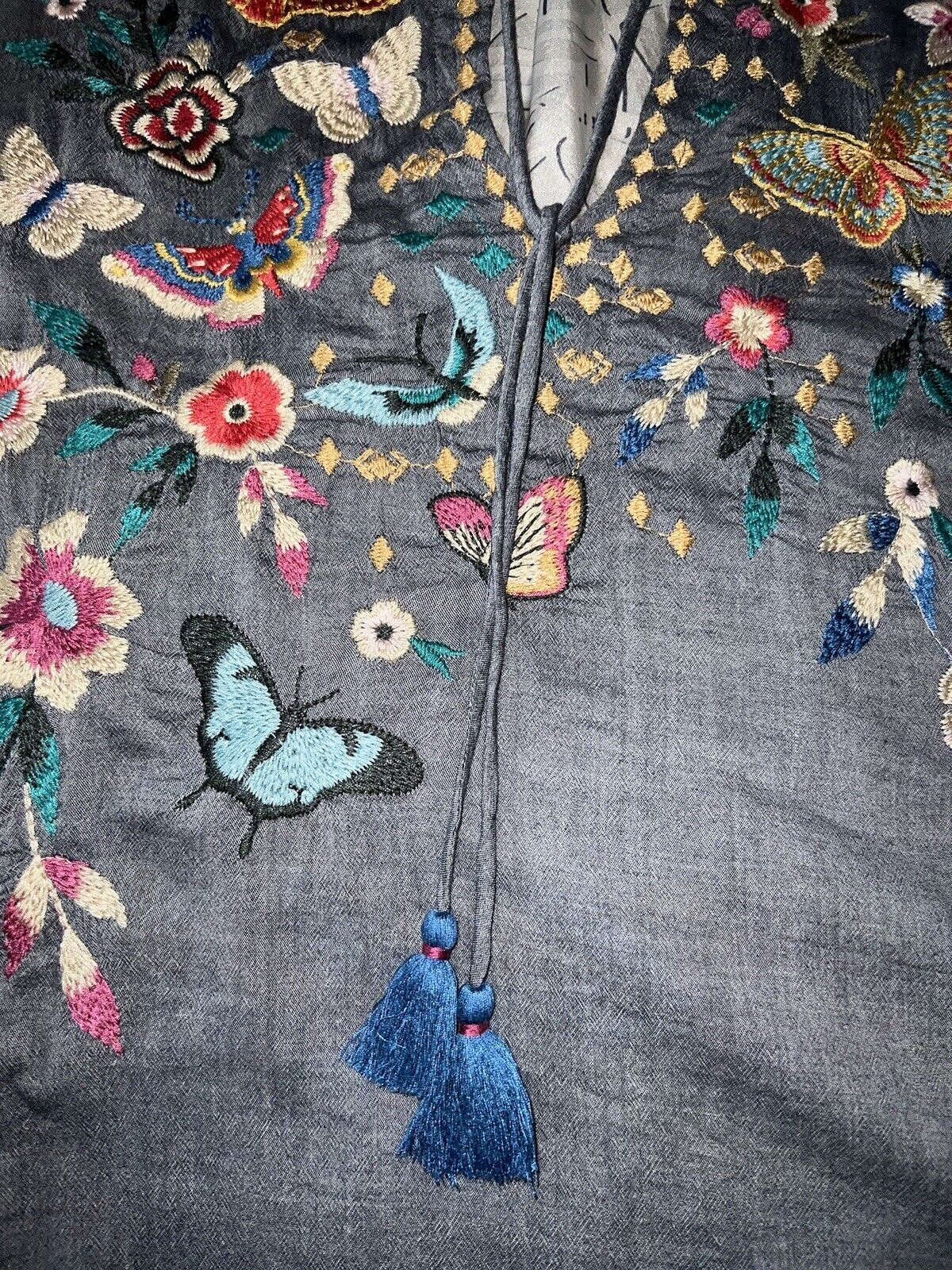 Johnny Was Large L Chambray Blue Embroidered & Silk Back Tunic Top BUTTERFLY