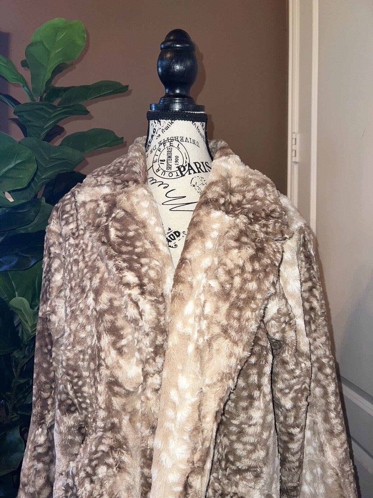 Johnny Was Falyne Faux Fur Coat Jacket Wrap Sz S Small  100% Silk Lining