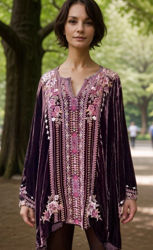 Johnny Was M Medium Purple Velvet Heavily Embroidered Tunic Top Kimono Sleeves