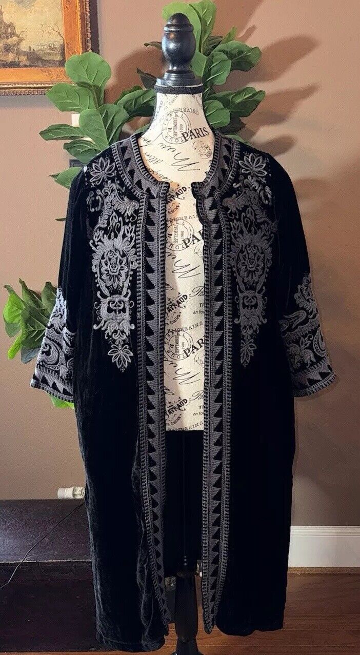 Johnny Was M Long Black Velvet Kimono Wrap Jacket Duster Embroidery Oversize