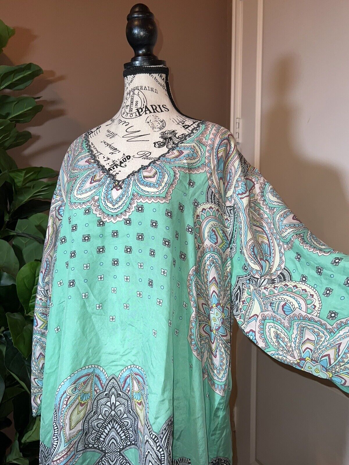 Johnny Was XXL 2X 2XL 100% Silk Long Sleeve Tunic Top Kimono Soft Green Exc Cond