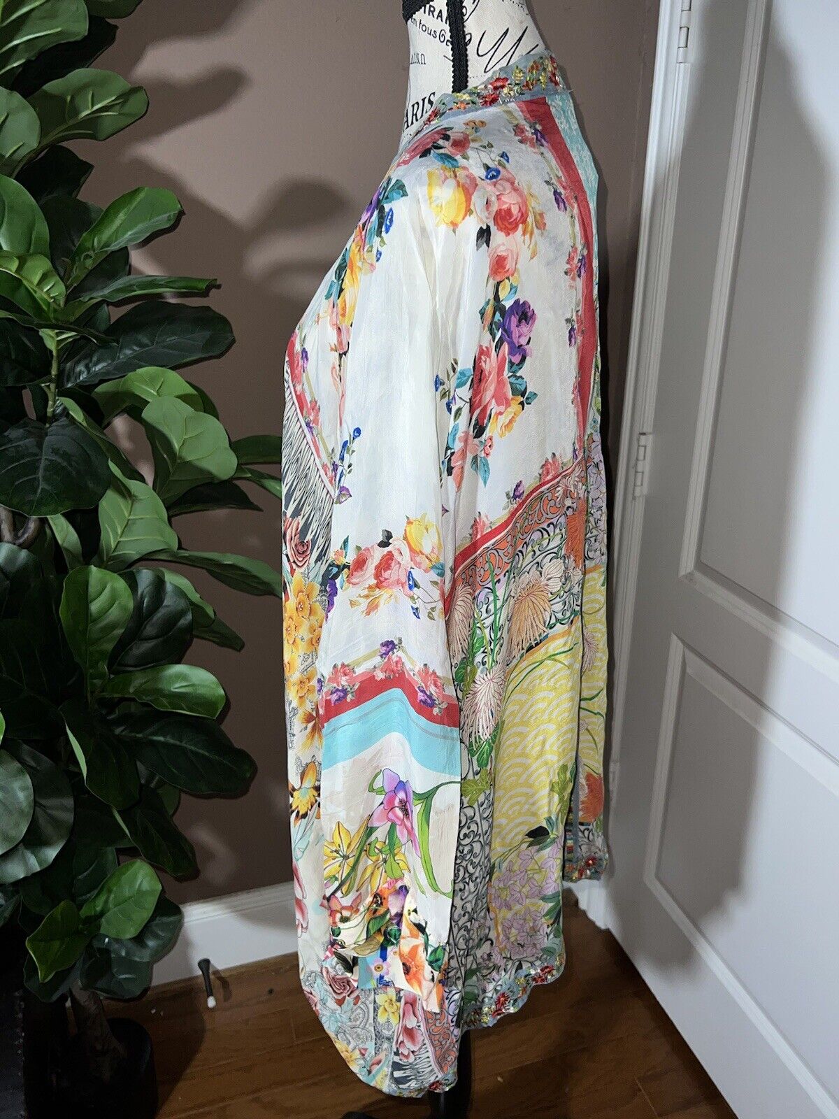 Johnny Was Sz 2X XXL Silky Kimono W/ Embroidery & Flowers Pockets