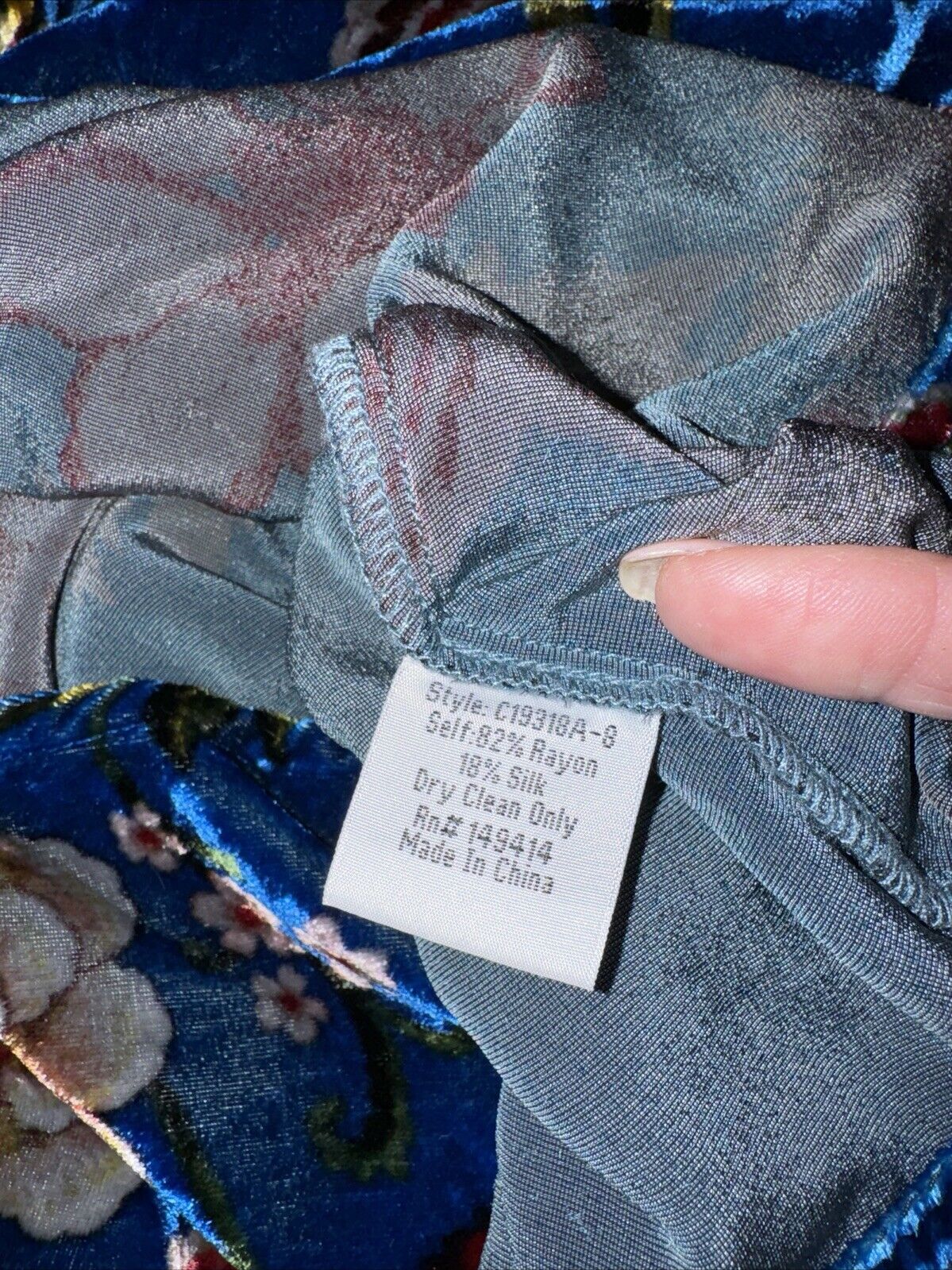 6404380