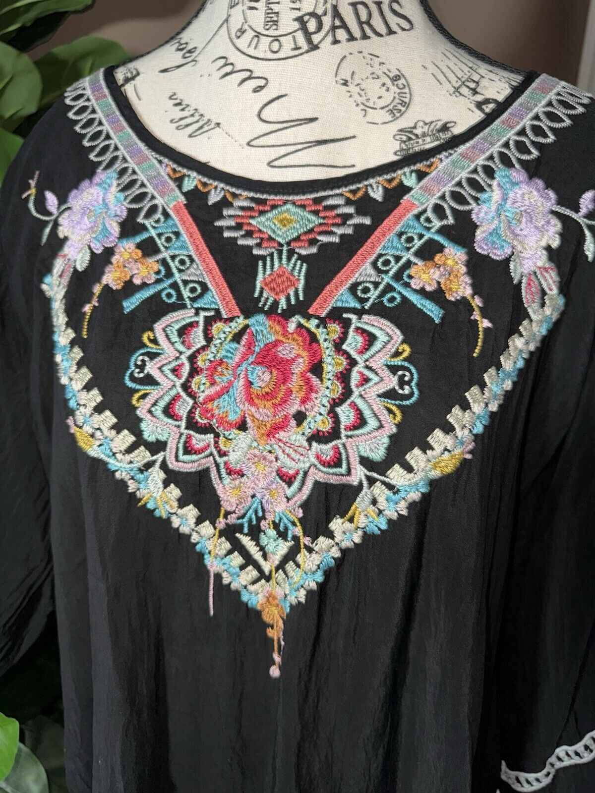 Johnny Was 3x 3XL Tunic Top Black Mini Dress Embroidery Excellent Condition