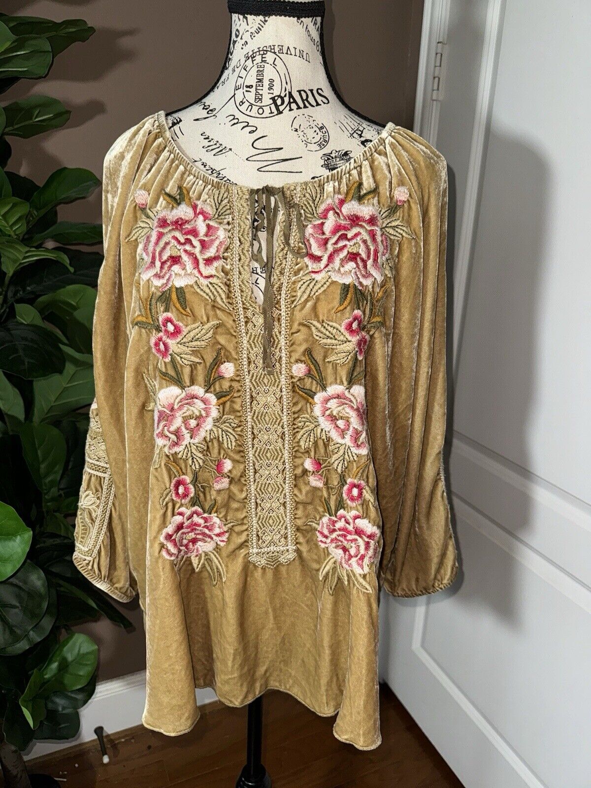 Johnny Was Harvest Gold Sz L Large Velvet Rose Embroidered Tunic Peasant Top