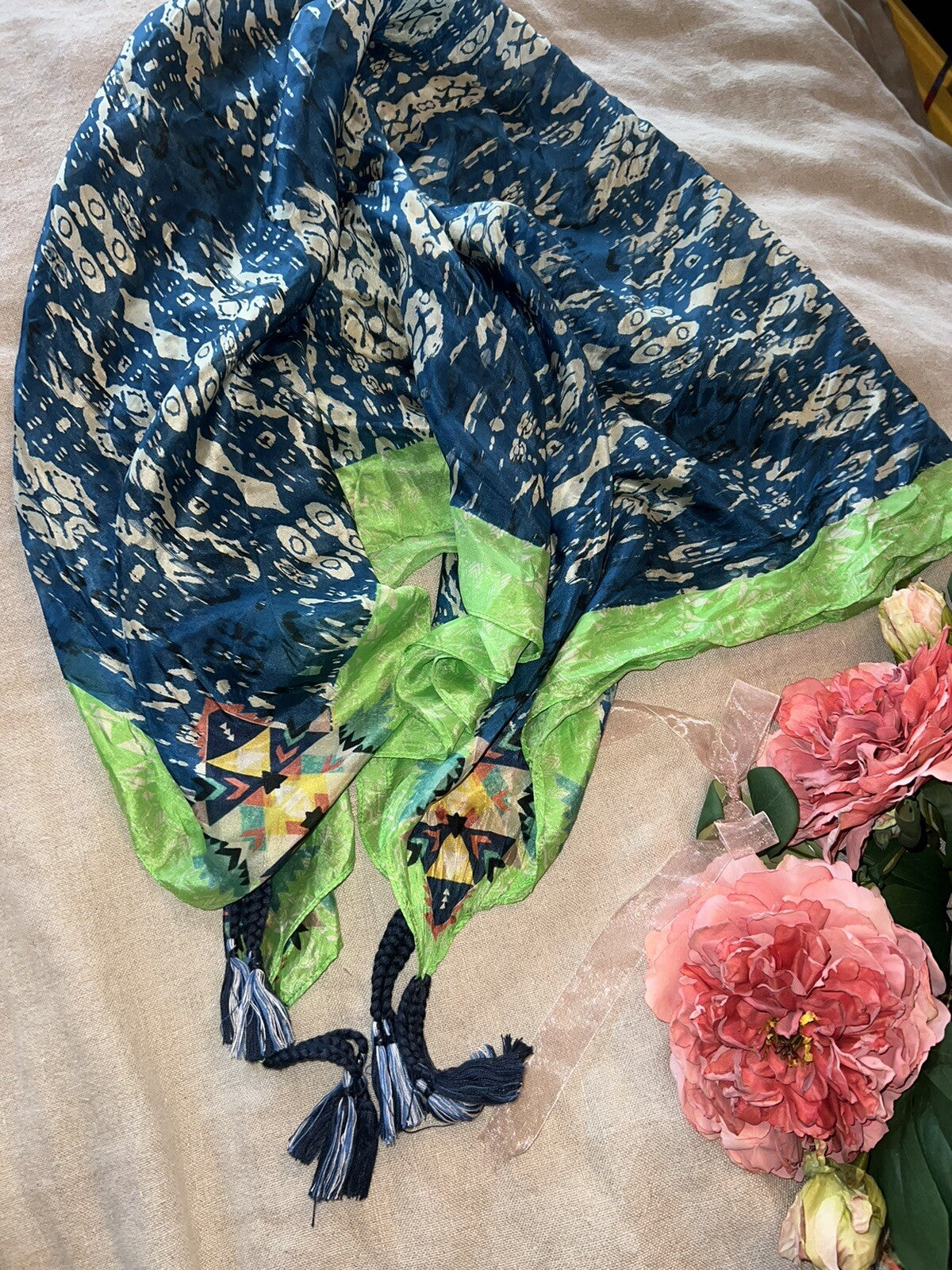 Johnny Was Silk Scarf w/ Tassels Green & Blue Beautiful Condition Johnny Was
