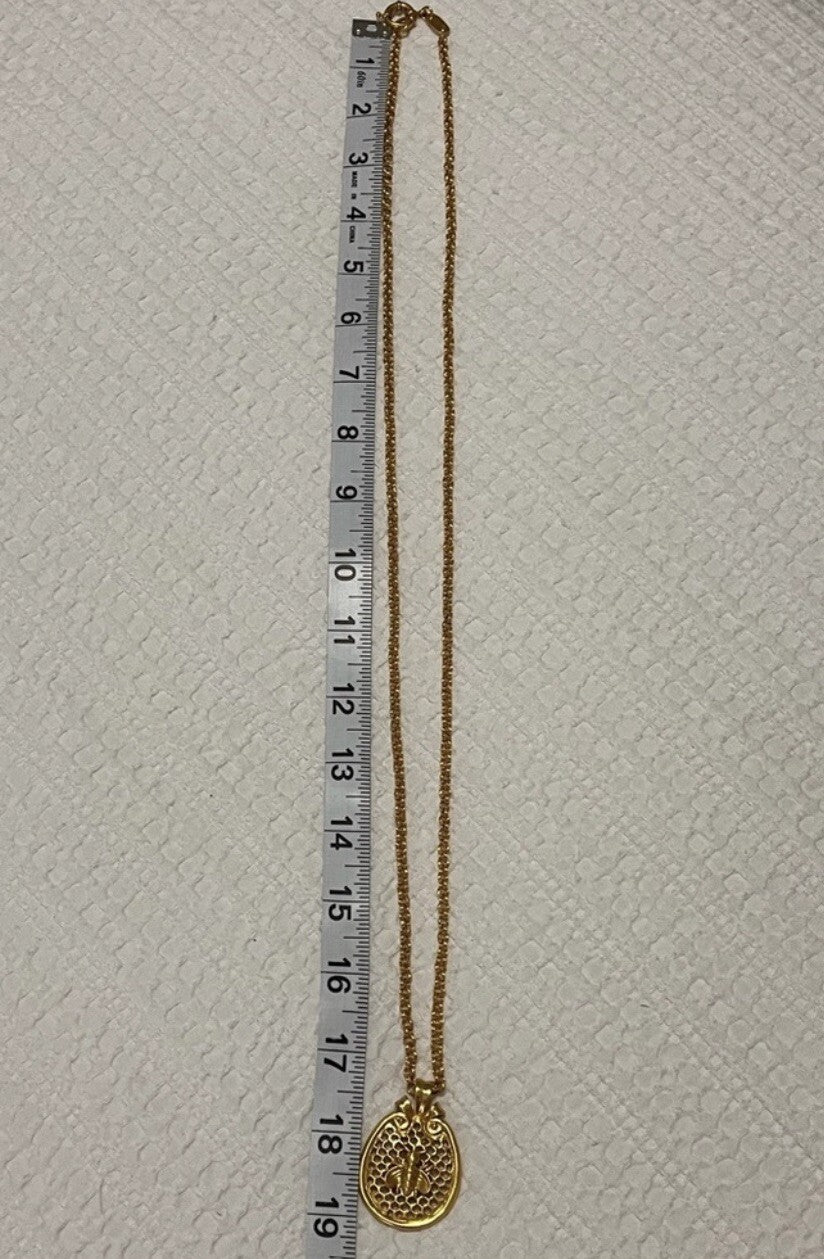 7993589