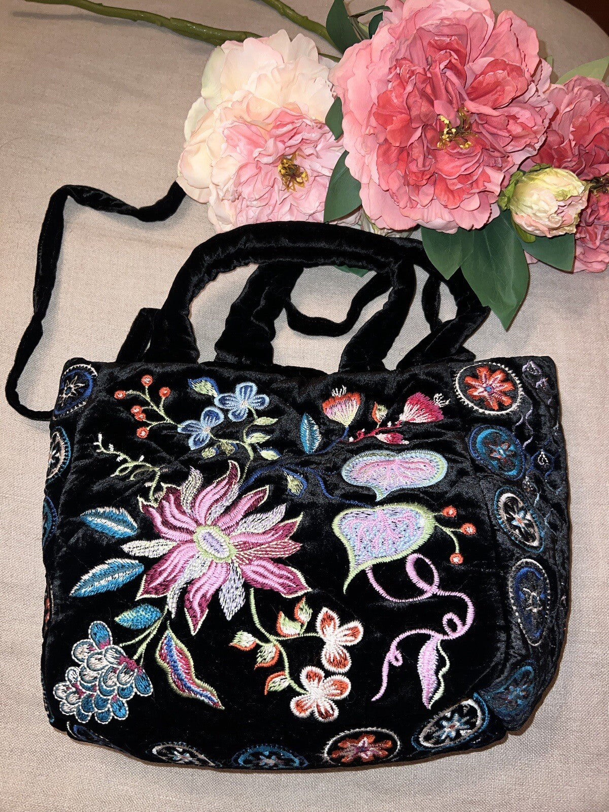 Johnny Was Black Velvet Embroidered Hobo Bag Tote Purse Crossbody Floral Johnny Was