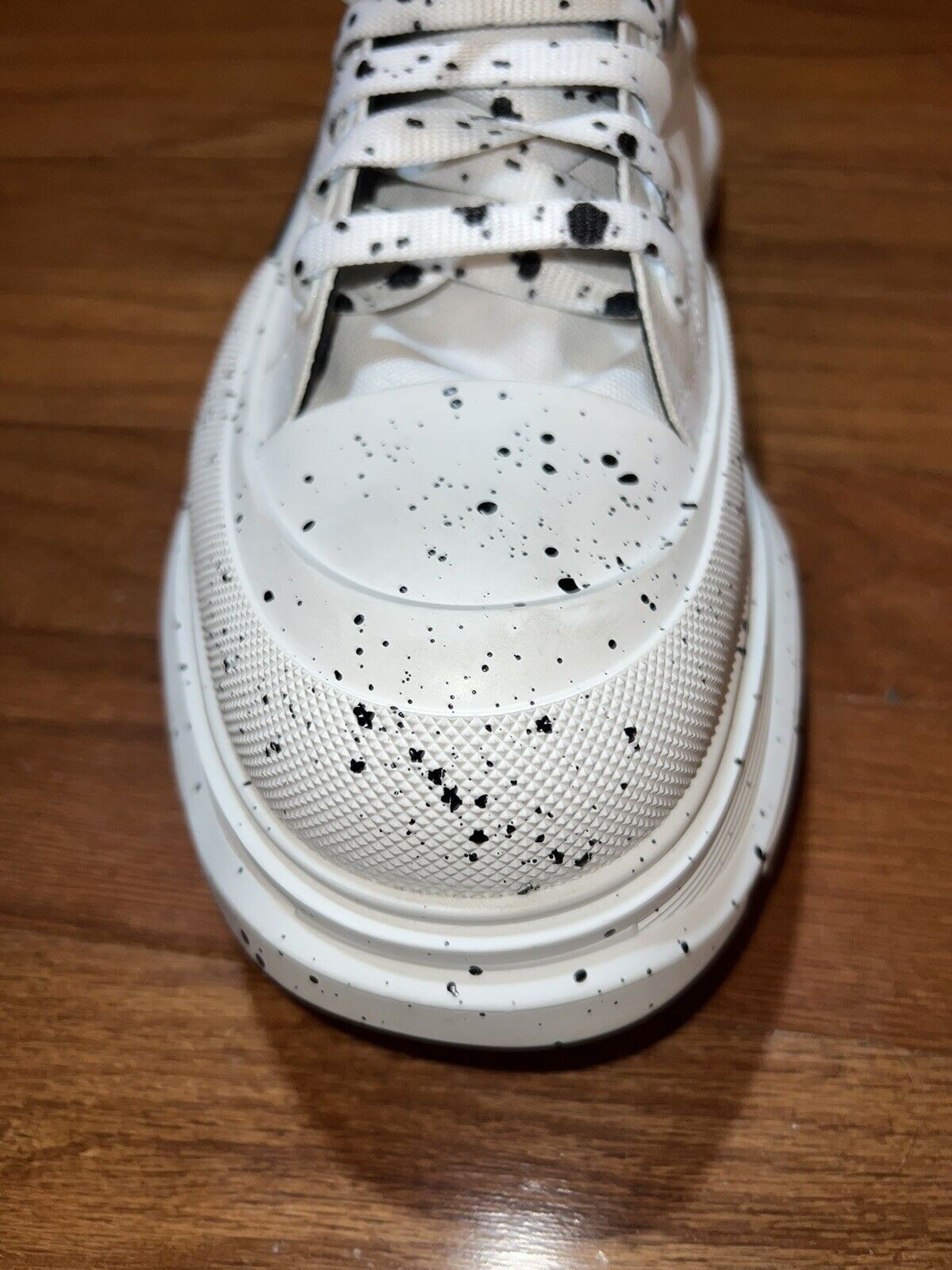 Alexander McQueen Tread Slick Speckled Sneakers  Retail $720 sz 49 US 16 5