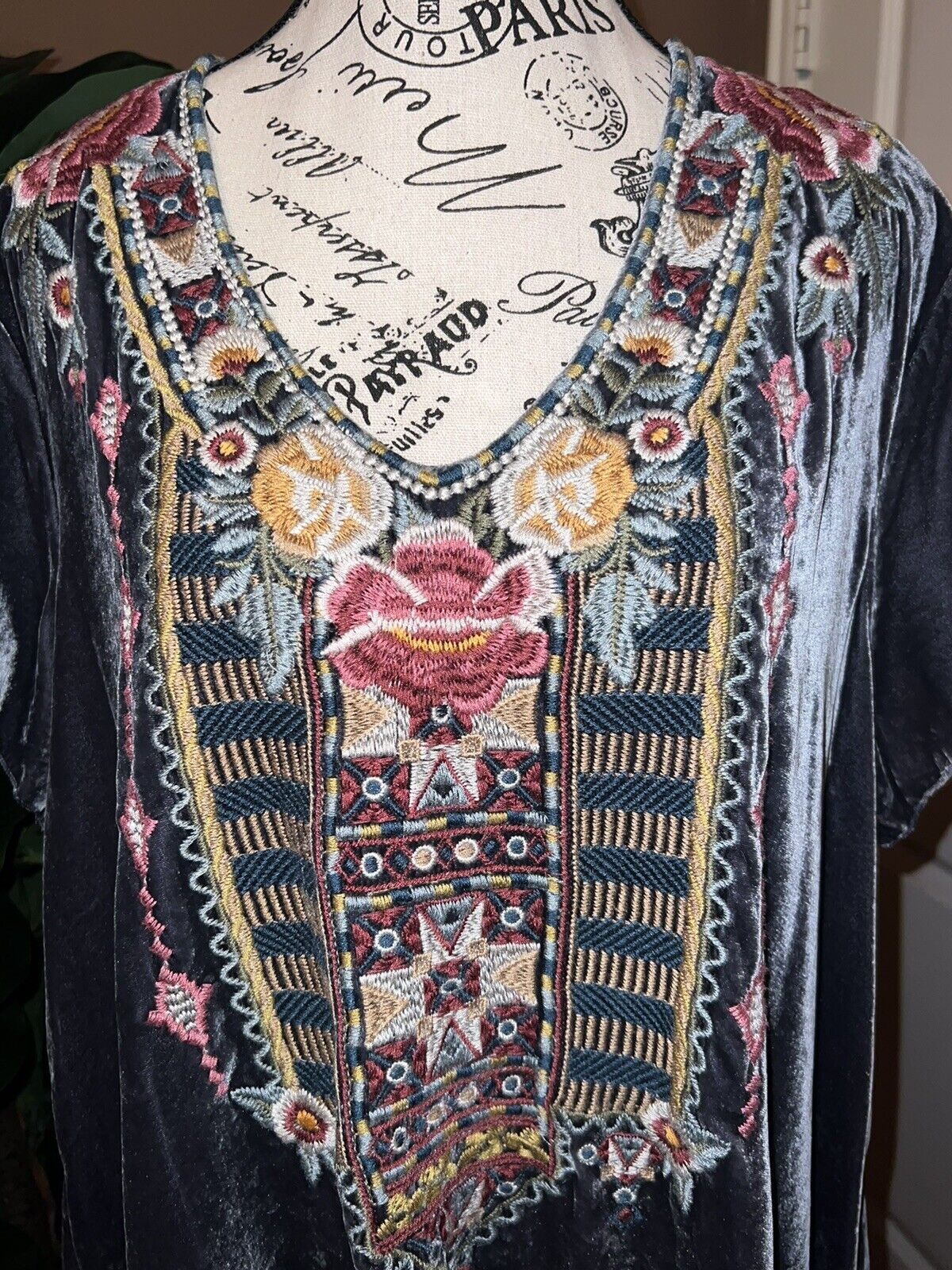 Johnny Was XL Velvet & Embroidery Grey Gray Tunic Top Kimono Style