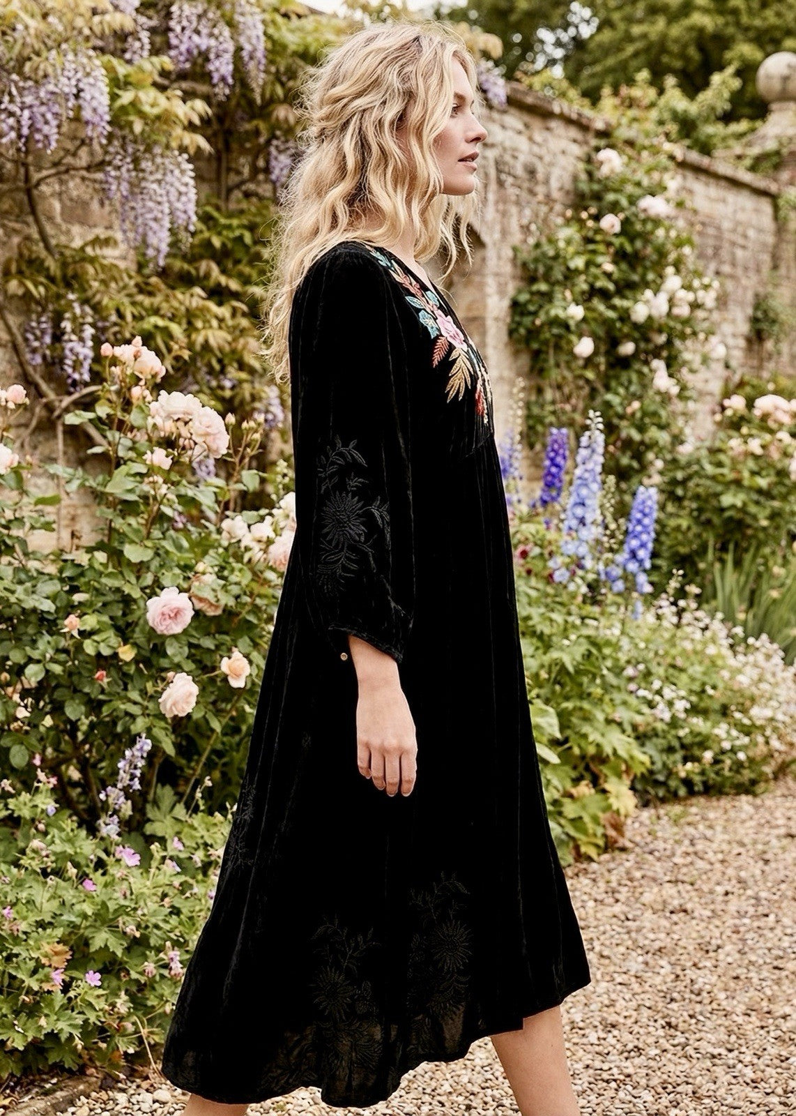 Johnny Was 3X Plus Black Velvet Maxi Dress Floral Embroidery $528 Retail Johnny Was