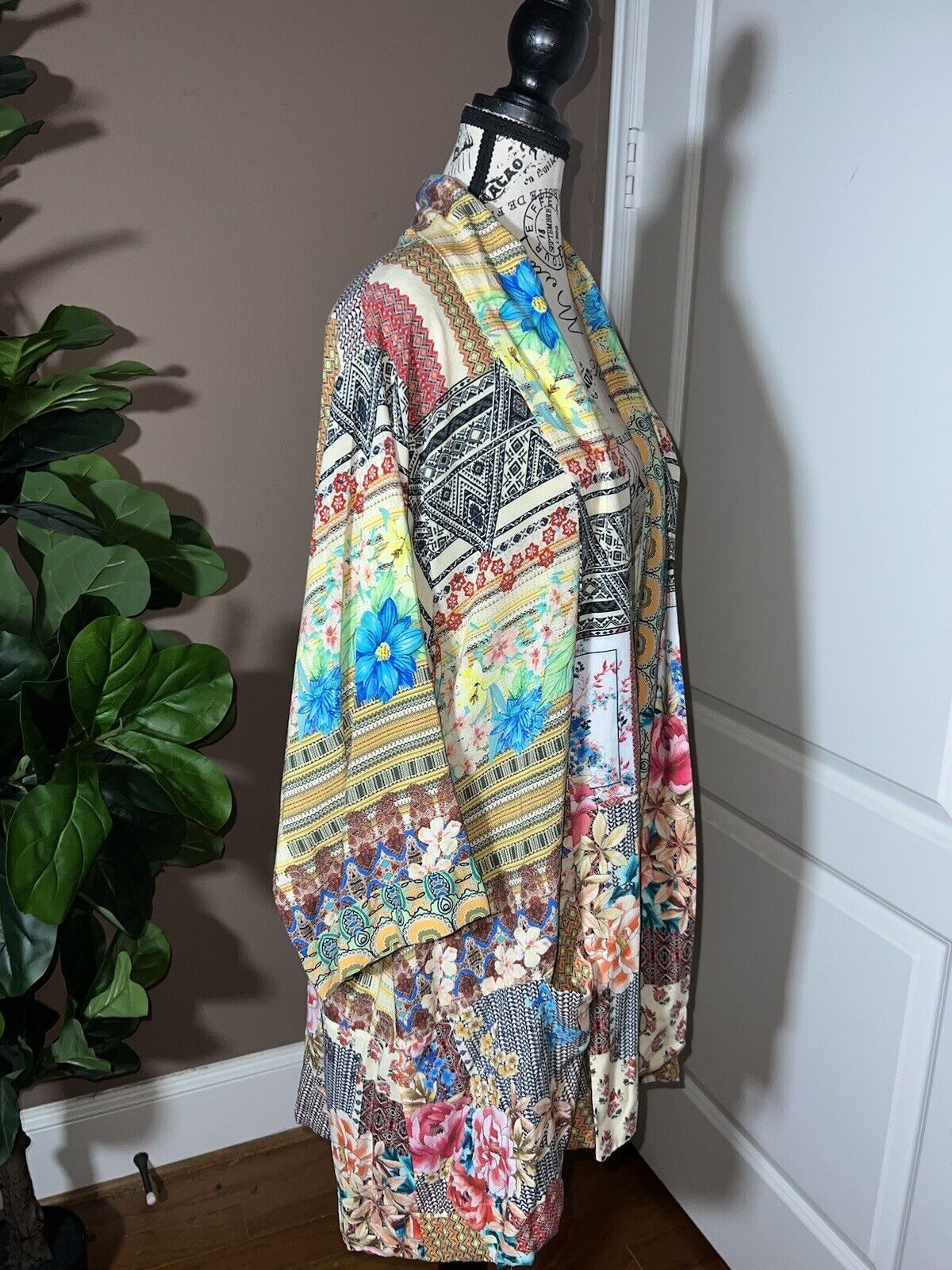 Johnny Was Patchwork Floral Kimono Sz XL 1X Soft & Flowy Wrap Jacket Top