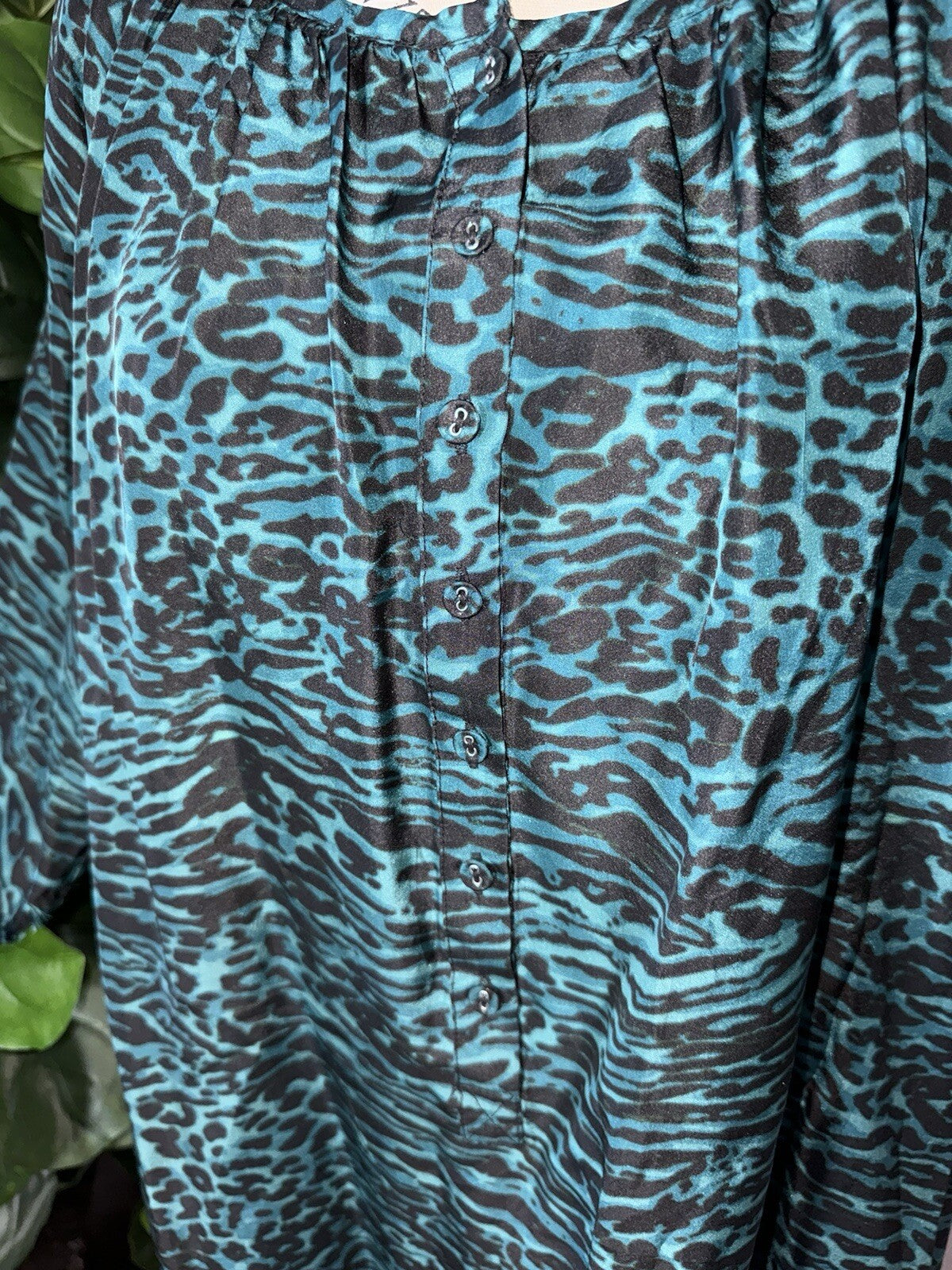 8052104