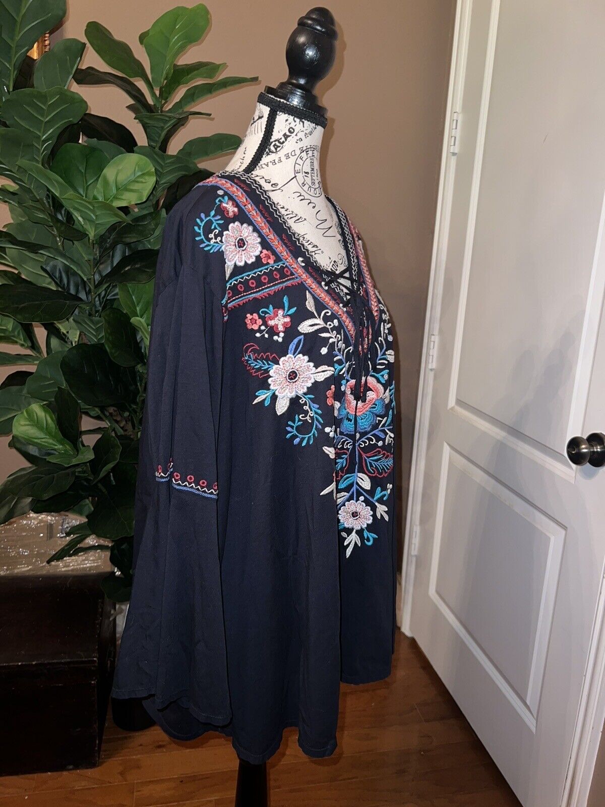 Johnny Was Sz 2Xl 2X XXL Heavily Embroidered Tunic Top Kimono Sleeves