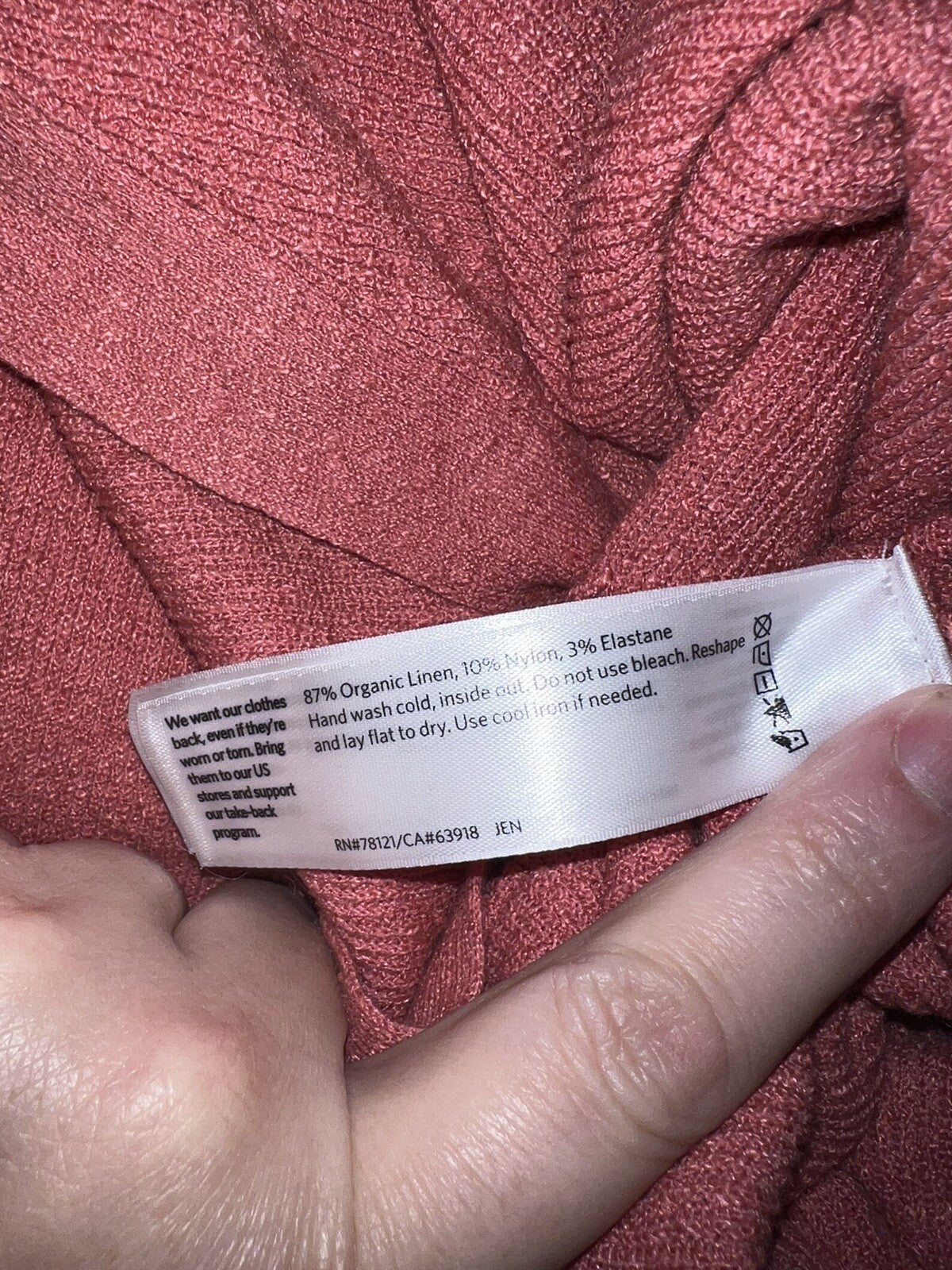 7897572