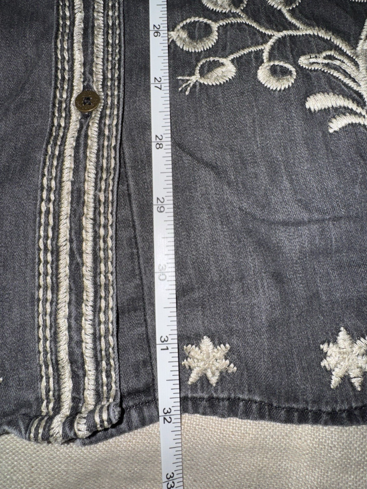 Johnny Was L Denim Chore Jacket Shacket Coat Black Grey Wash Embroidered Johnny Was