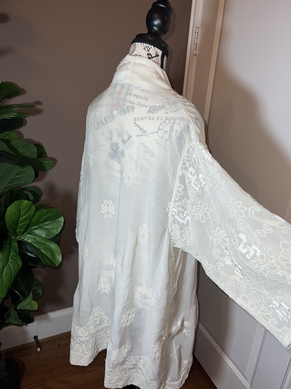 Johnny Was L Ivory Ecru Kimono Silky Embroidery & Lace Jacket Beach Wedding Wrap Johnny Was