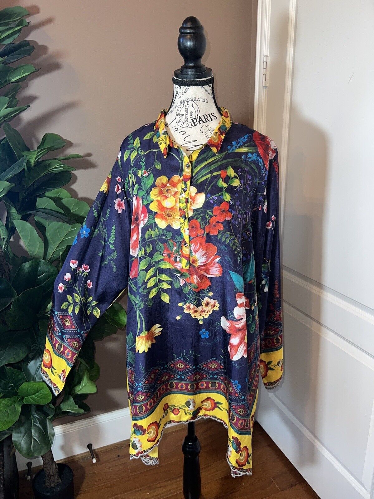 Johnny Was 100% Silk Tunic Top Scalloped Hem Jewel Tone XL 1X 1XL Floral