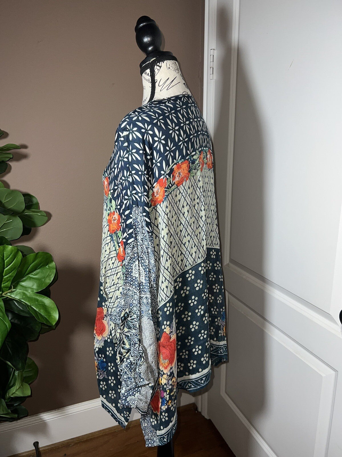 Johnny Was XXL Silky Top Long Sleeve Blouse Button Up Lightweight Floral Tunic Johnny Was