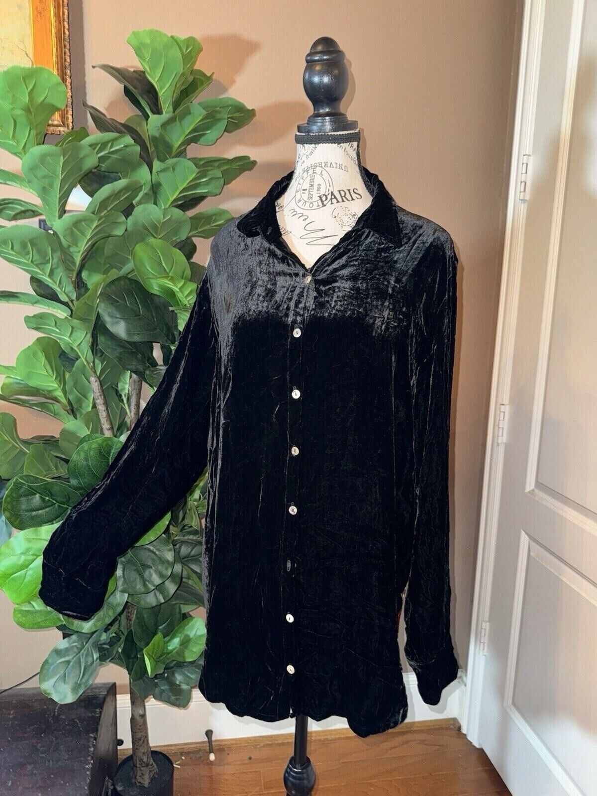 Johnny Was Large BOHO Black Velvet & Silk Button Up Tunic Top STUNNING BACK