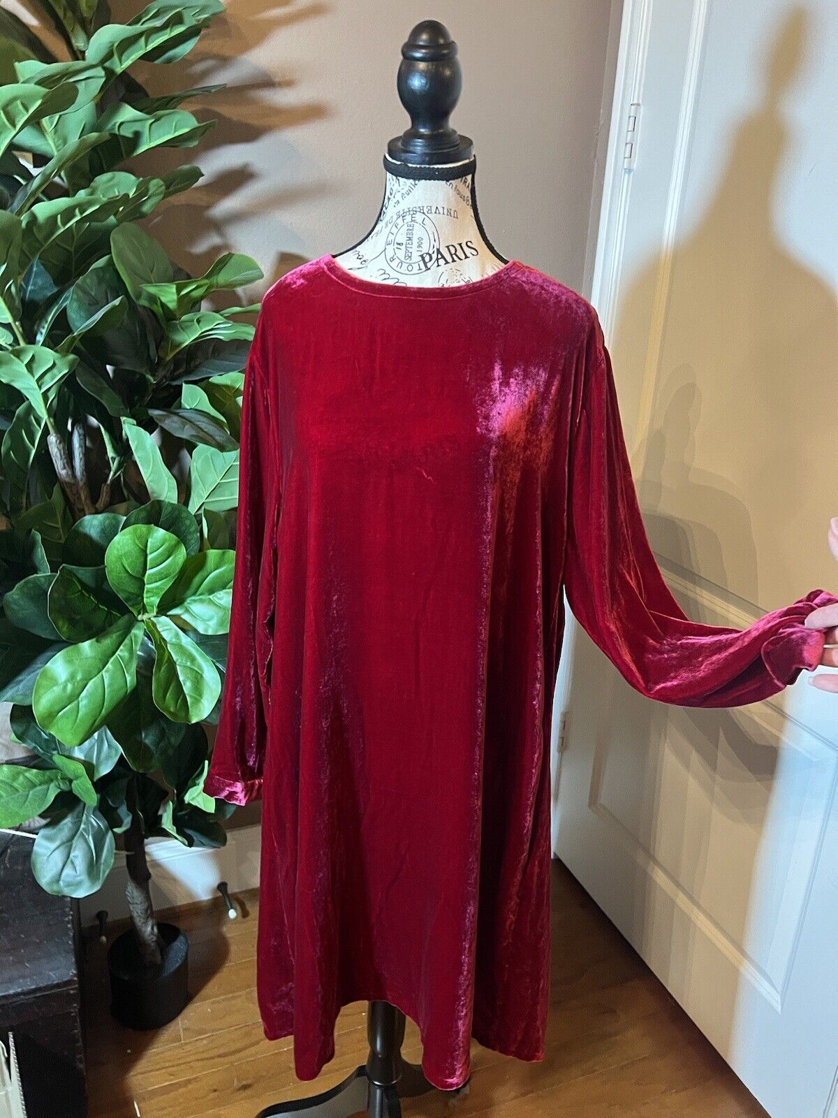 Eileen Fisher Red Velvet MIDI Dress Beautifully Soft L Large  MSRP $398