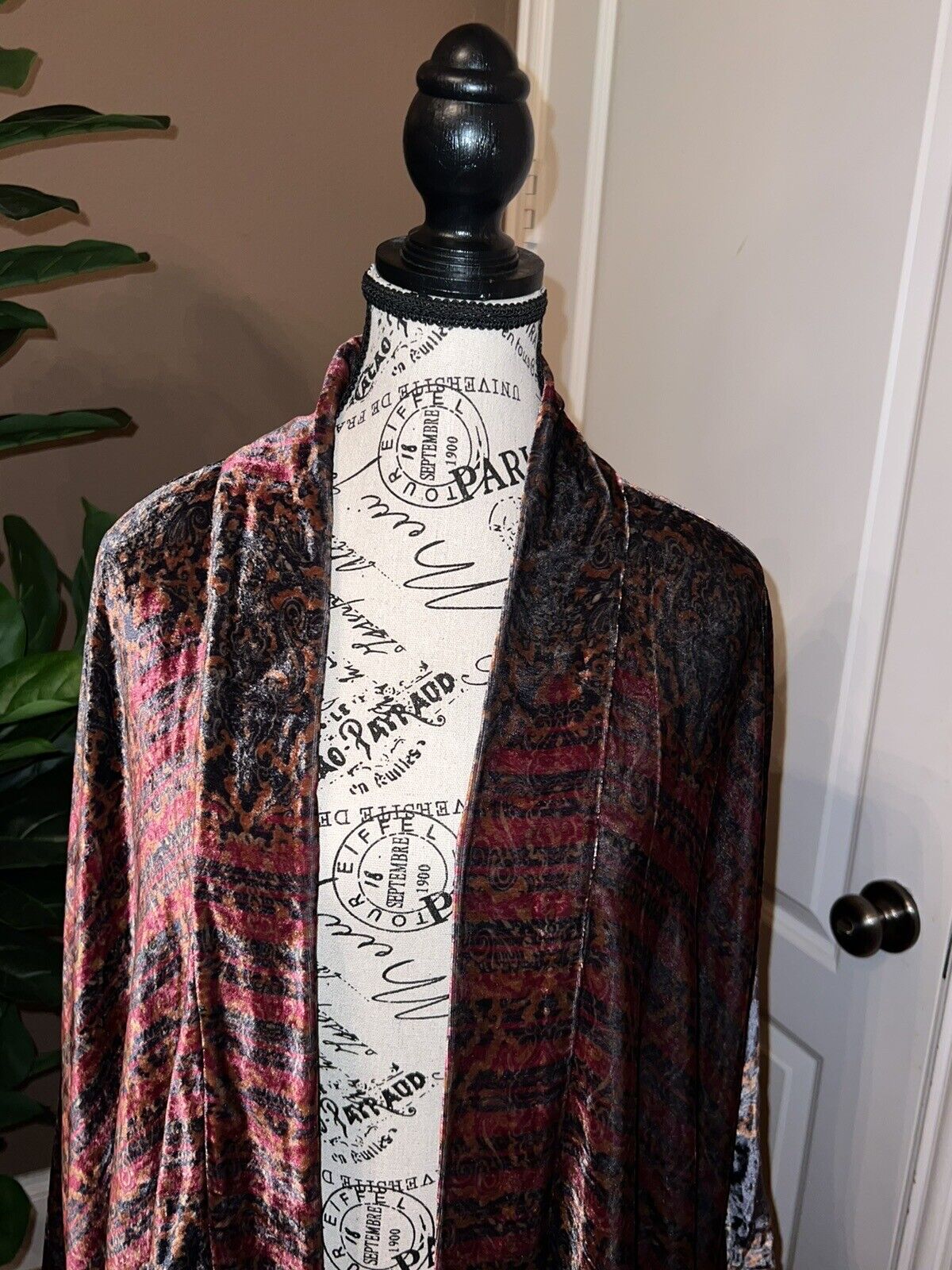 Johnny Was Black & Red Velvet Sz 3X 3XL Kimono Wrap Gorgeous Colors