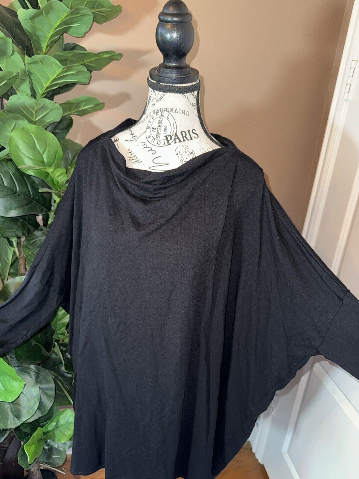 Bryn Walker Classic Black Dolman Sleeve Tunic Top Sz L Large  MSRP $178