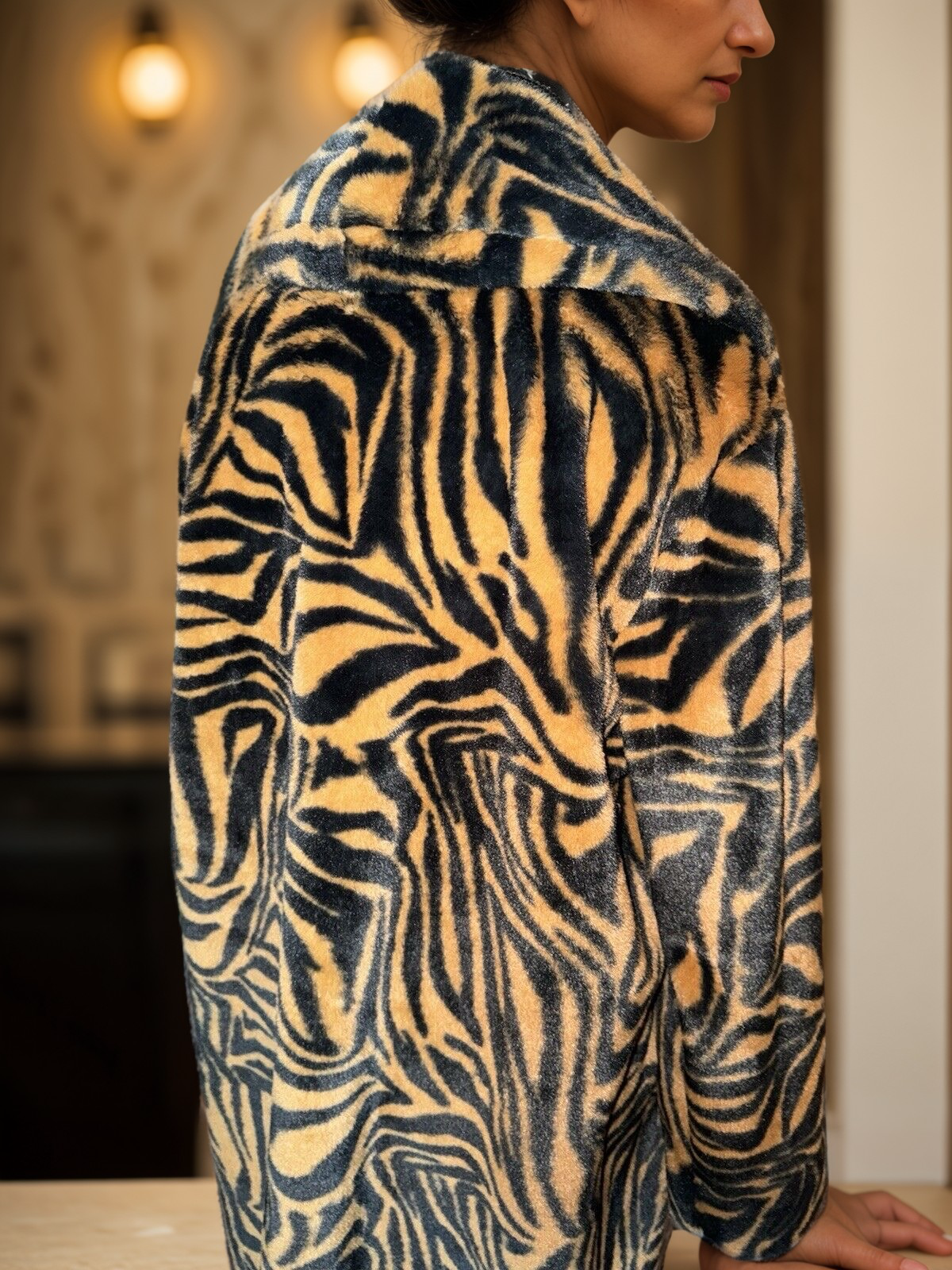 Johnny Was L Faux Fur & Silk Tiger Stripe Long Length Coat Jacket Wrap