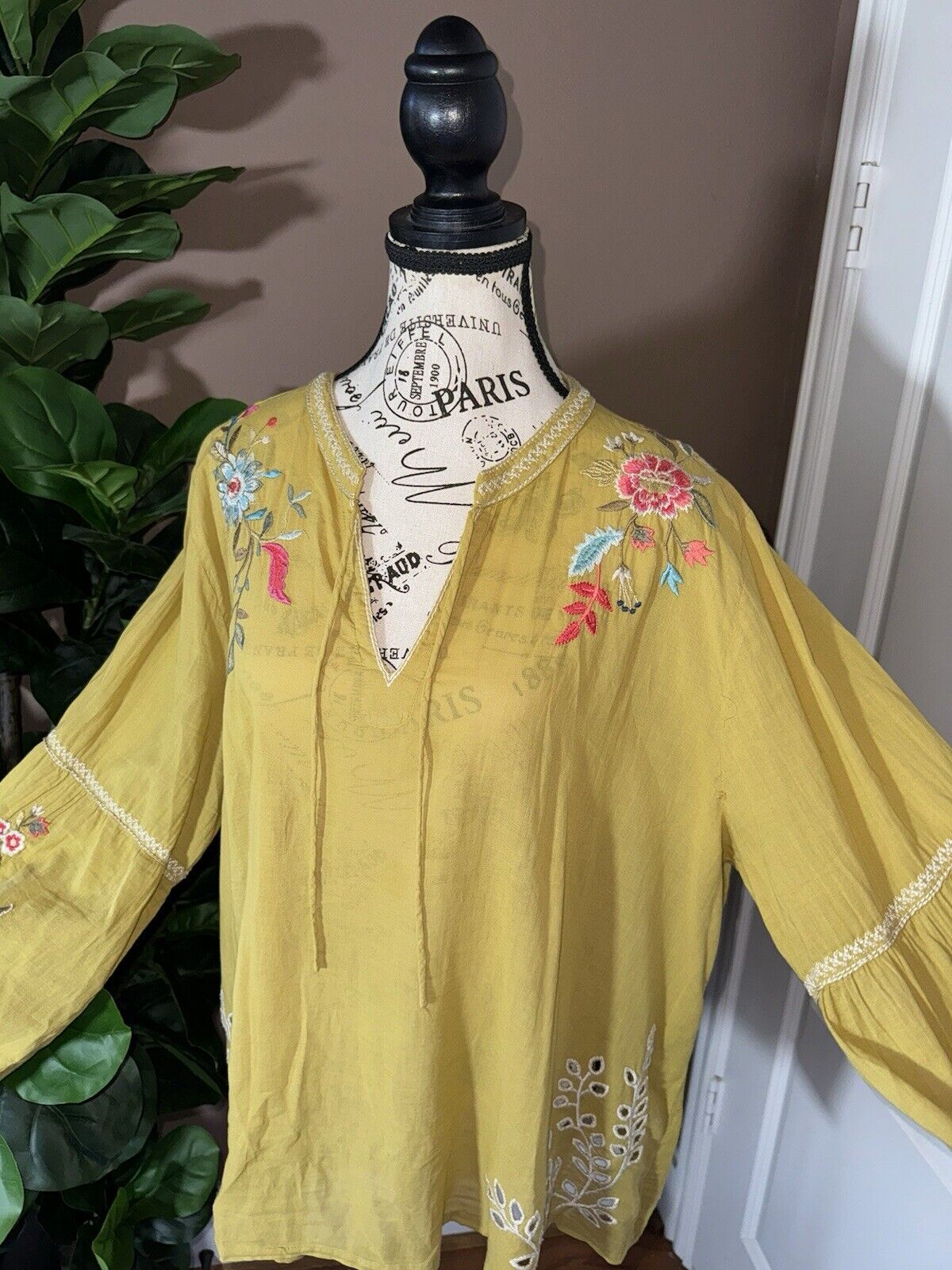 Johnny Was XL 1X 1XL Harvest Gold Tunic Peasant Top Floral Embroidered