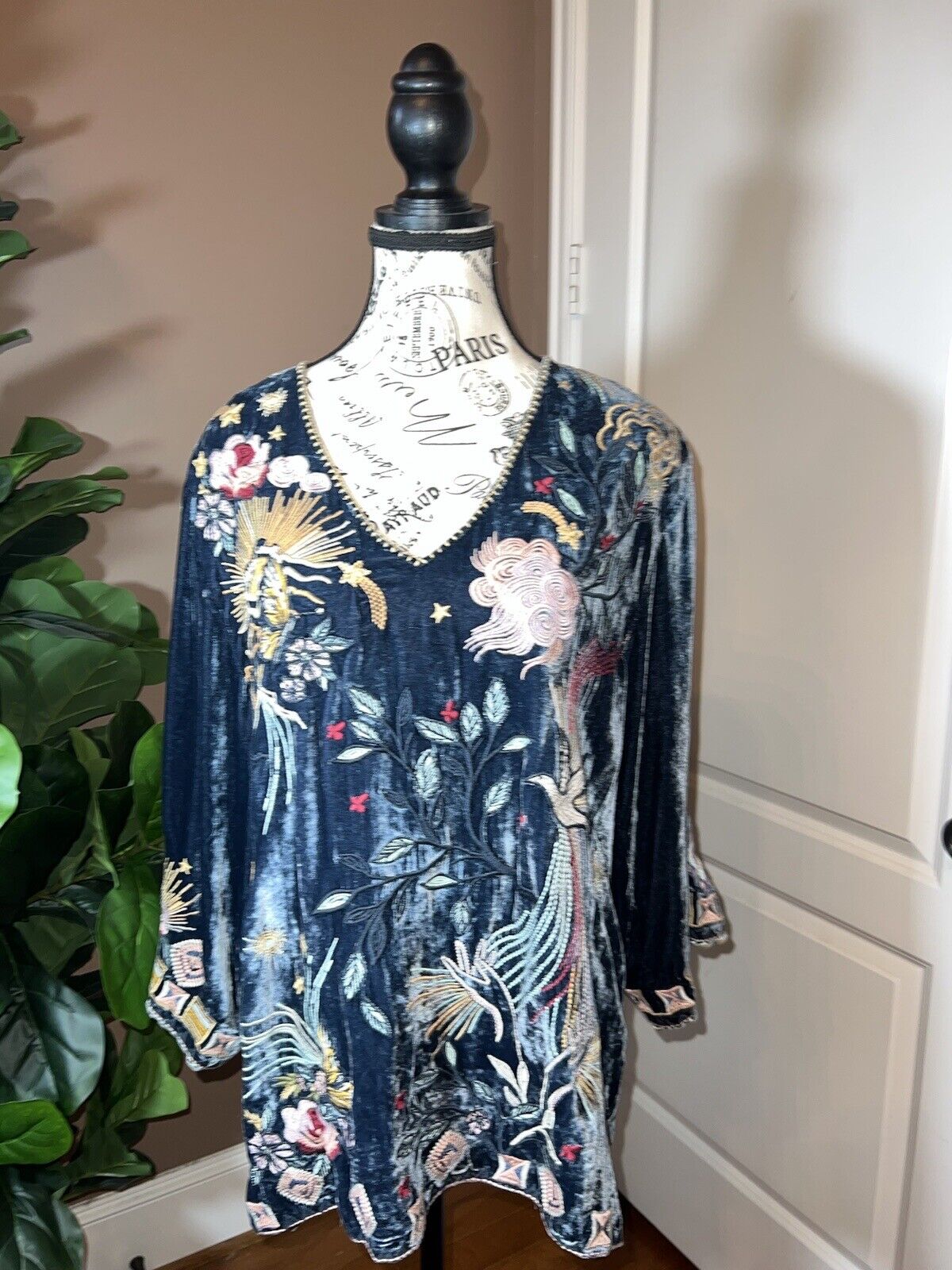 Johnny Was Midnight Blue Velvet Embroidered Tunic Top Kimono Sz M Medium