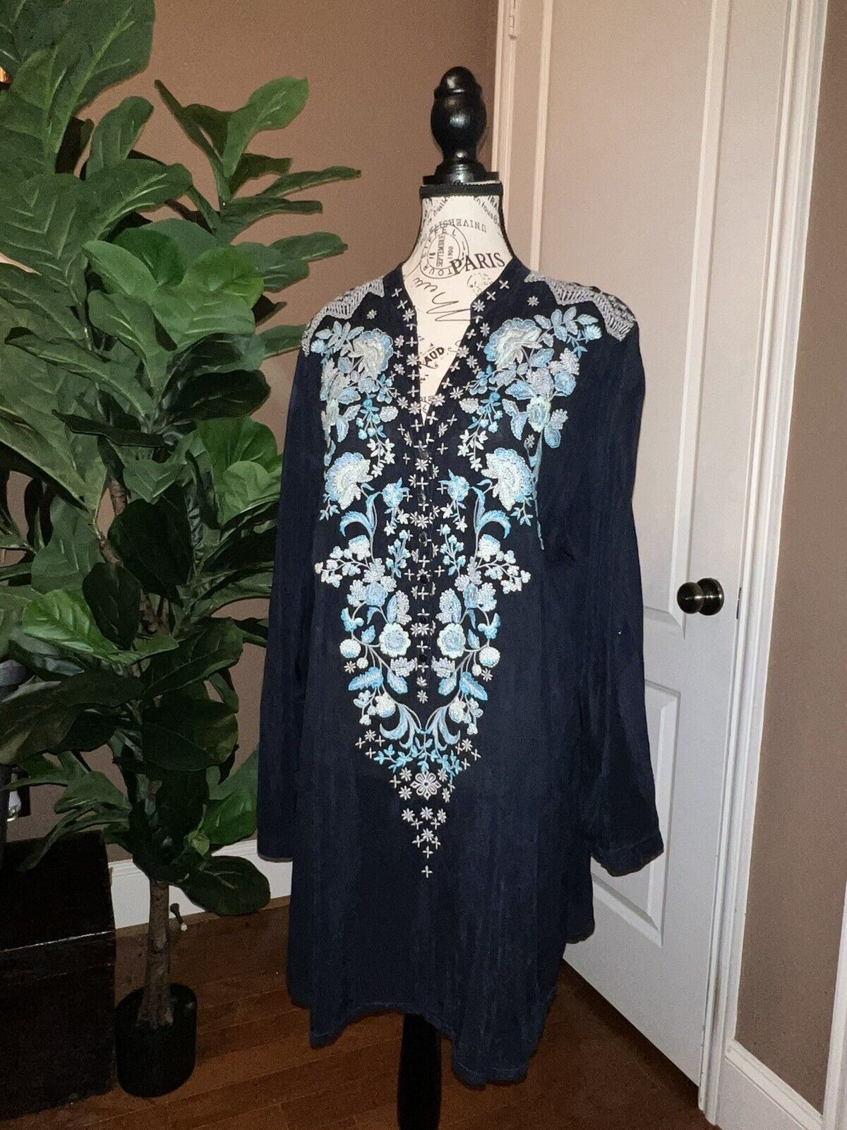 Johnny Was Silky Blue Embroidered Tunic Top Mini Dress Roll Up Sleeves Sz XL