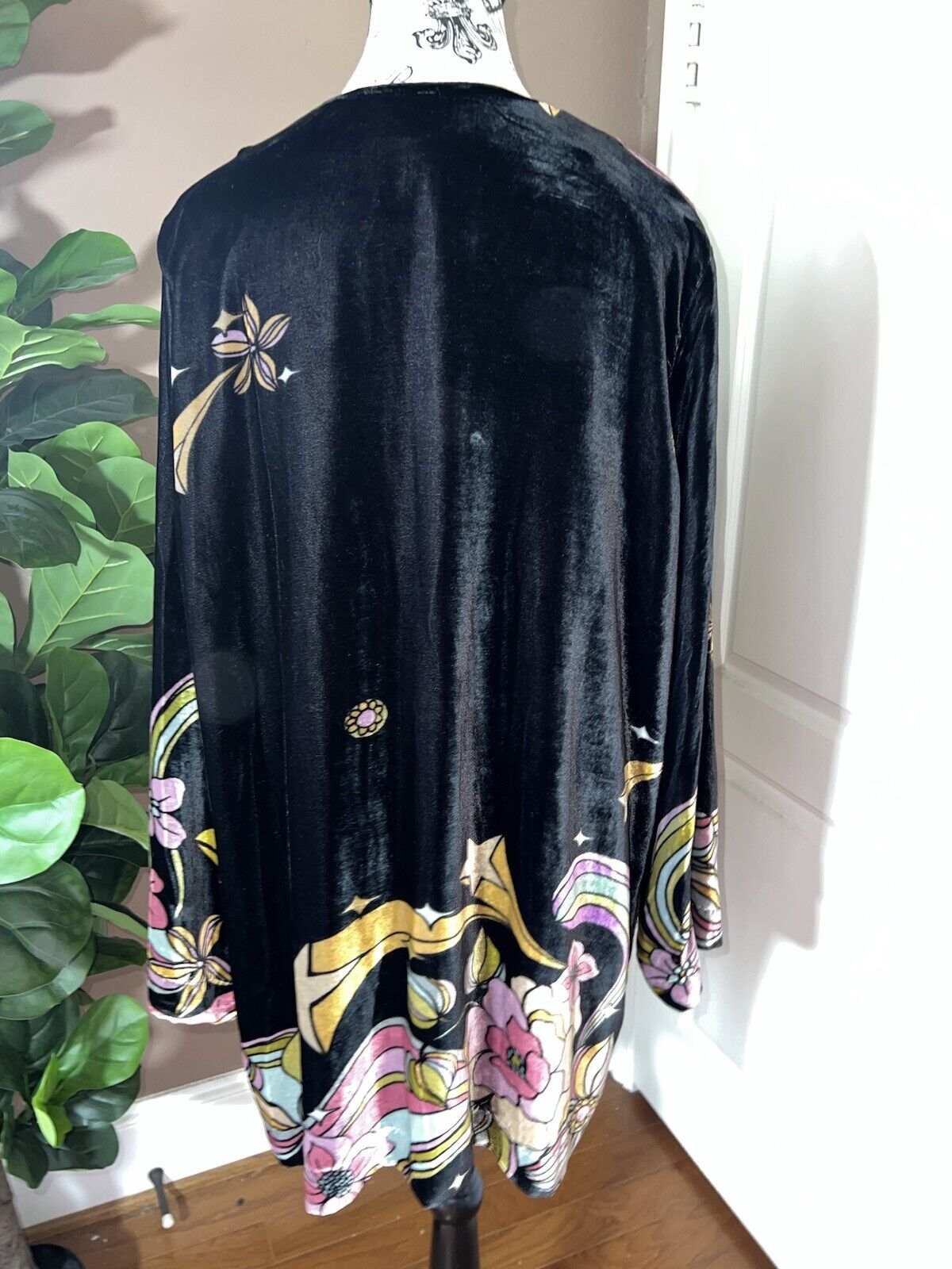 Johnny Was XL Velvet Kimono Celestial Wrap Jacket Black Silk Lined  Star