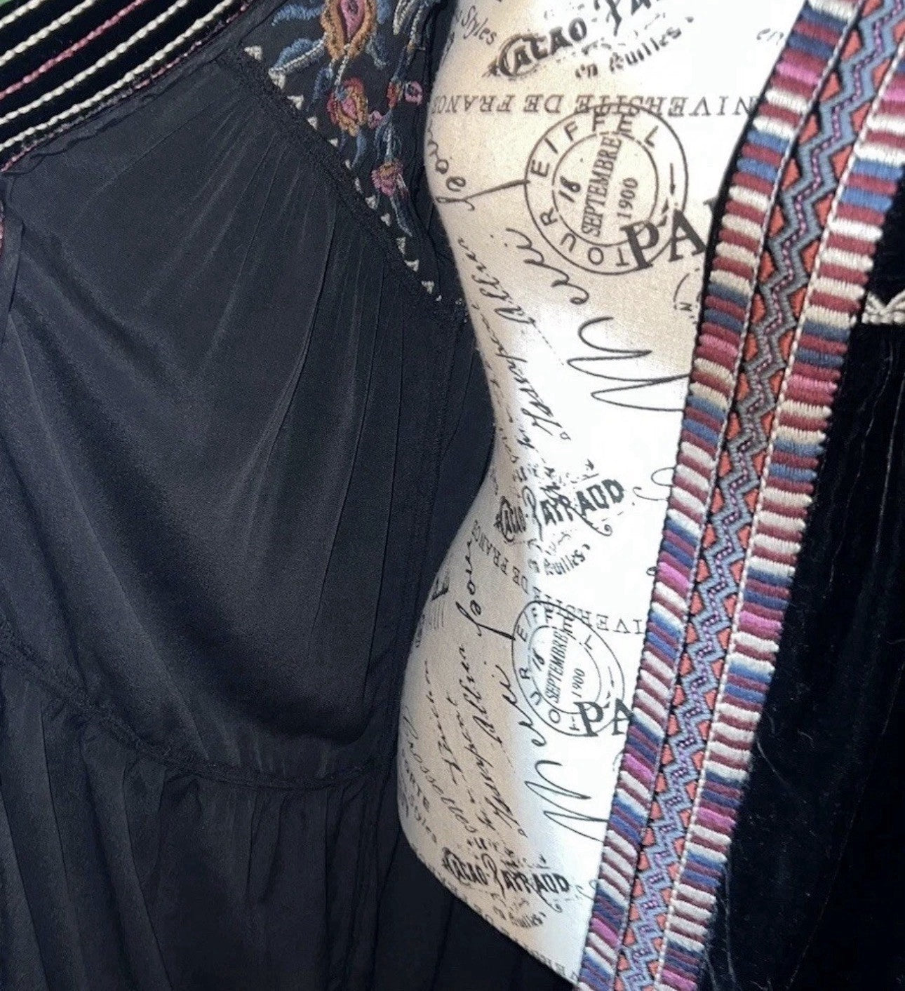 Johnny Was Velvet Kimono Wrap Jacket M Medium Black Embroidery Duster Oversized Johnny Was