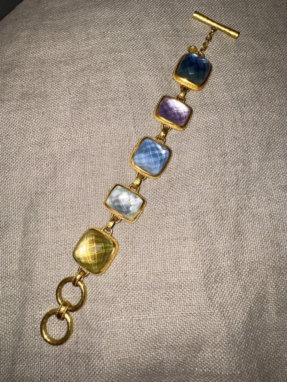 8699752