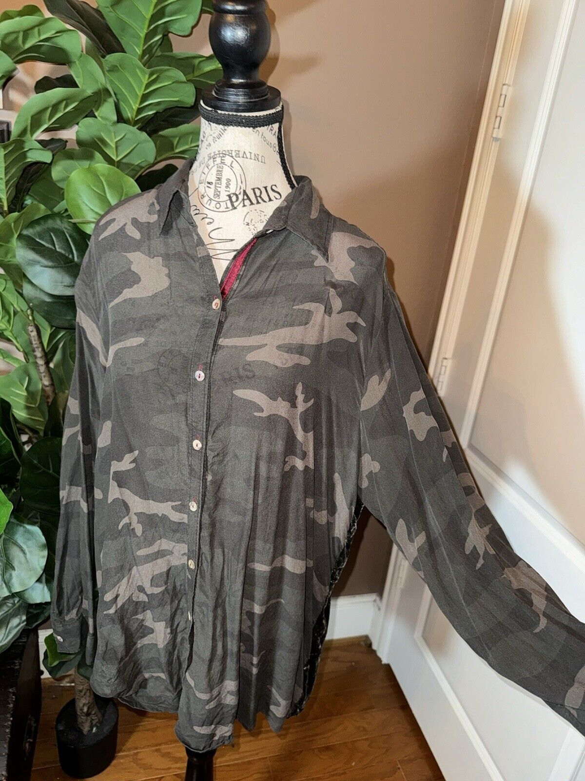 Johnny Was XL Camo Silk Velvet Dragon Roses Button Up Shirt Embroidered Top