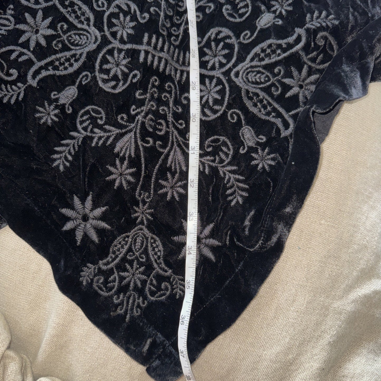 Johnny Was XL Black Velvet Kimono Wrap Cardigan Tonal Cross Embroidery Back Johnny Was