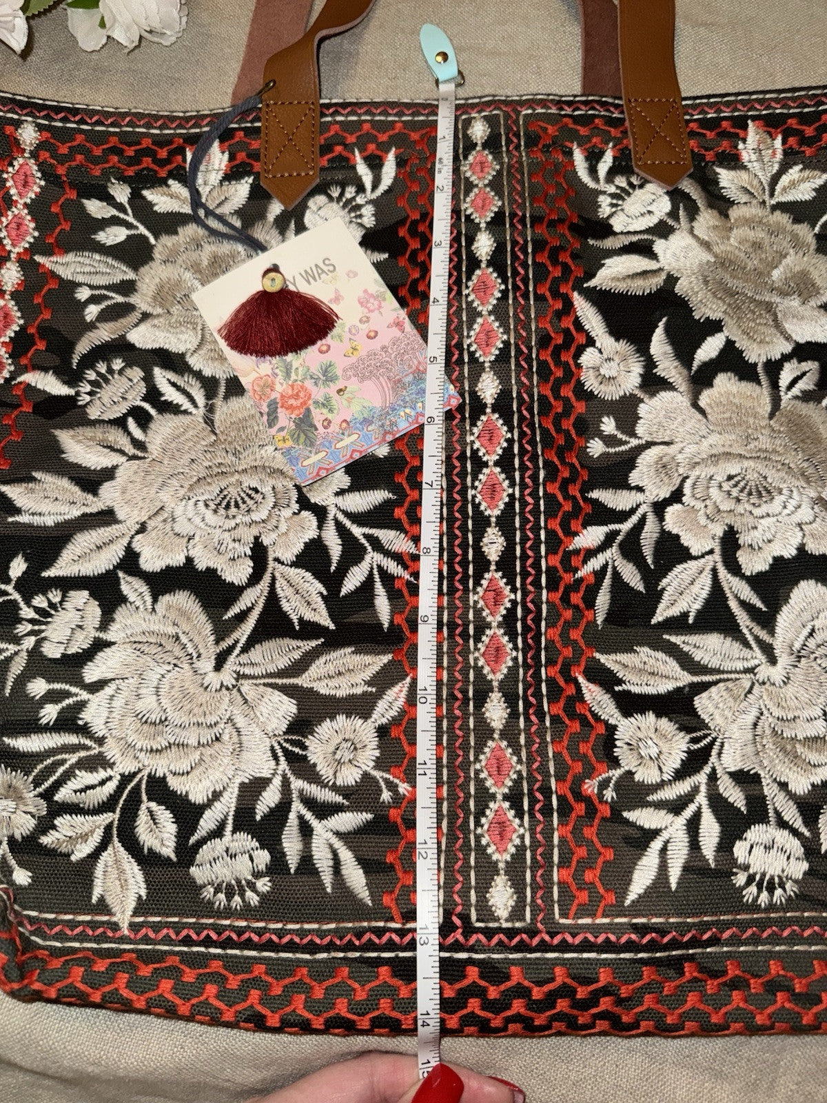 Johnny Was Canvas & Leather Tote Travel Bag Purse Camo & Flowers Embroidered Johnny Was