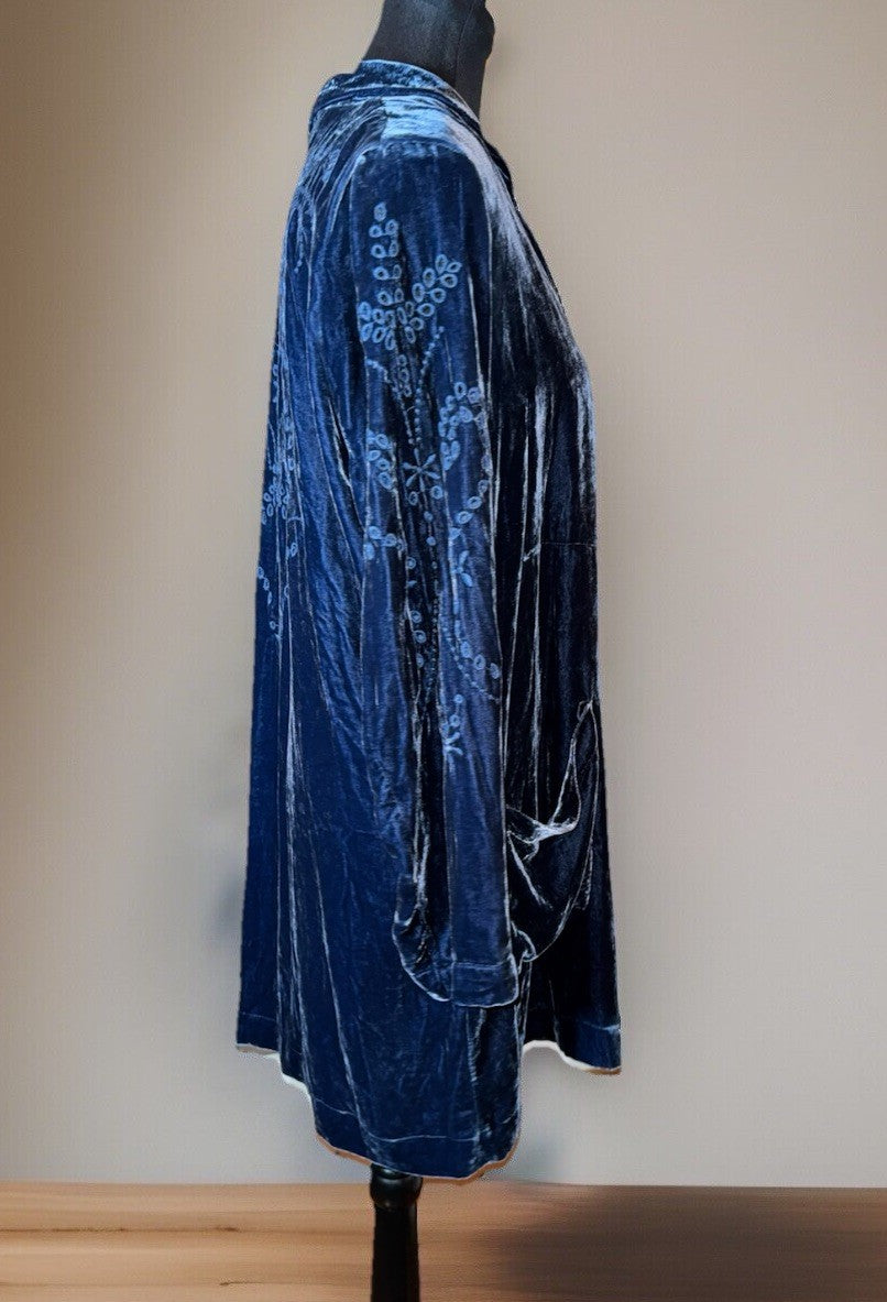 Johnny Was XL Midnight Blue Velvet Long Sleeve Tunic Top Eyelet Lace Cutout RARE Johnny Was