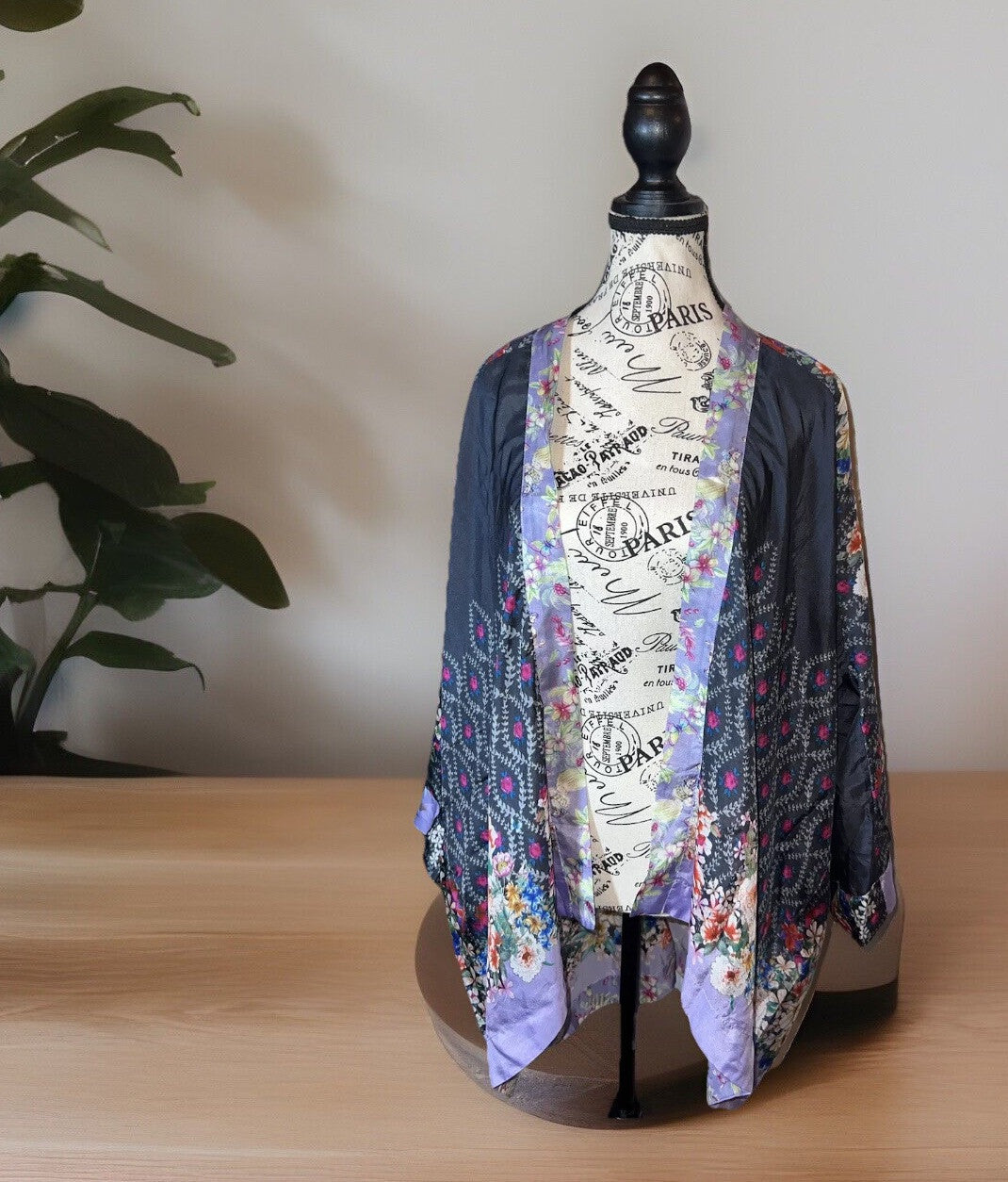 Johnny Was L 100% Silk Kimono Cool Cardigan Lightweight Jacket Lavender & Black Johnny Was