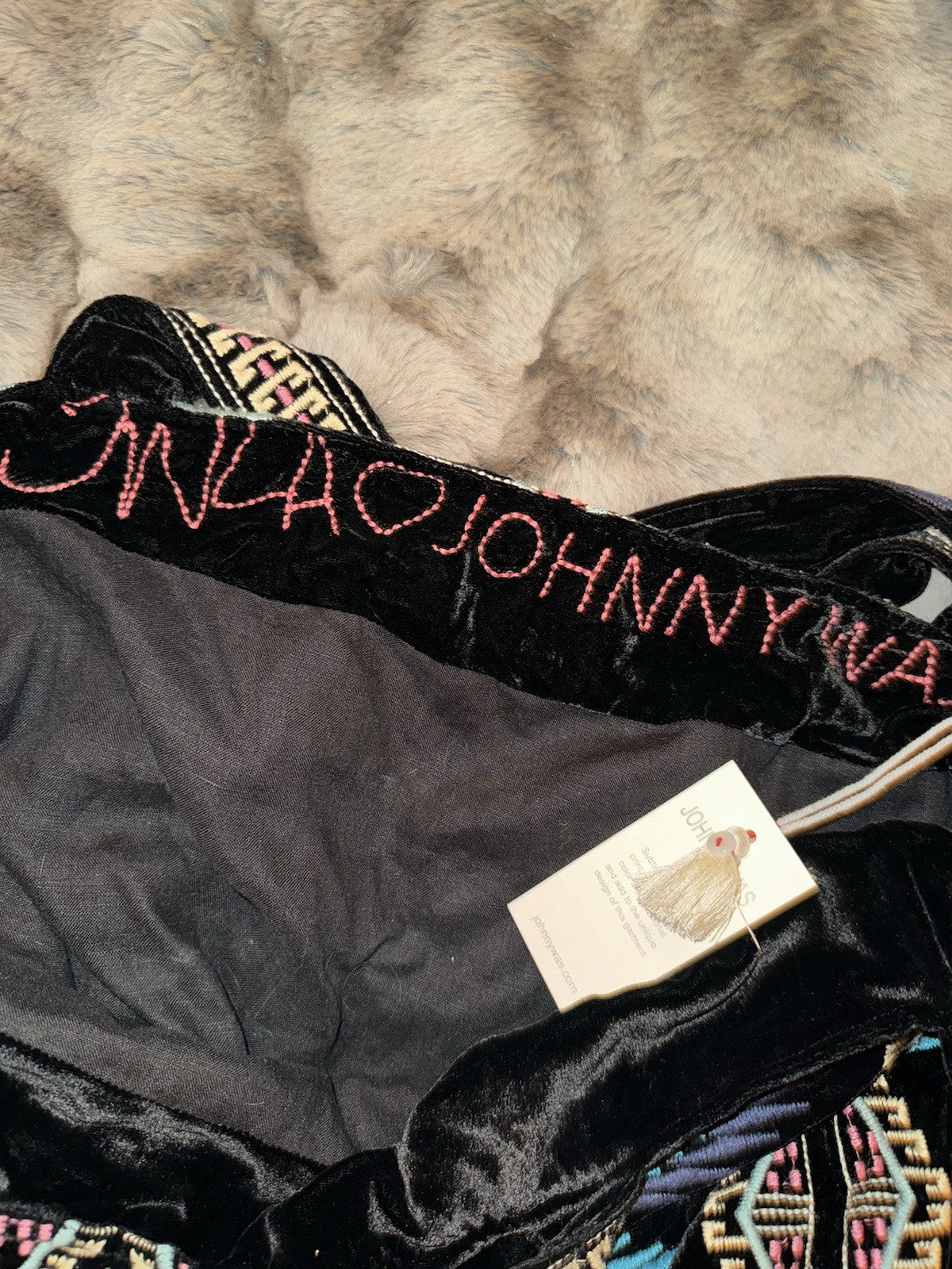 https://i.ebayimg.com/images/g/DOUAAeSwPv1nwQSk/s-l1600.jpg