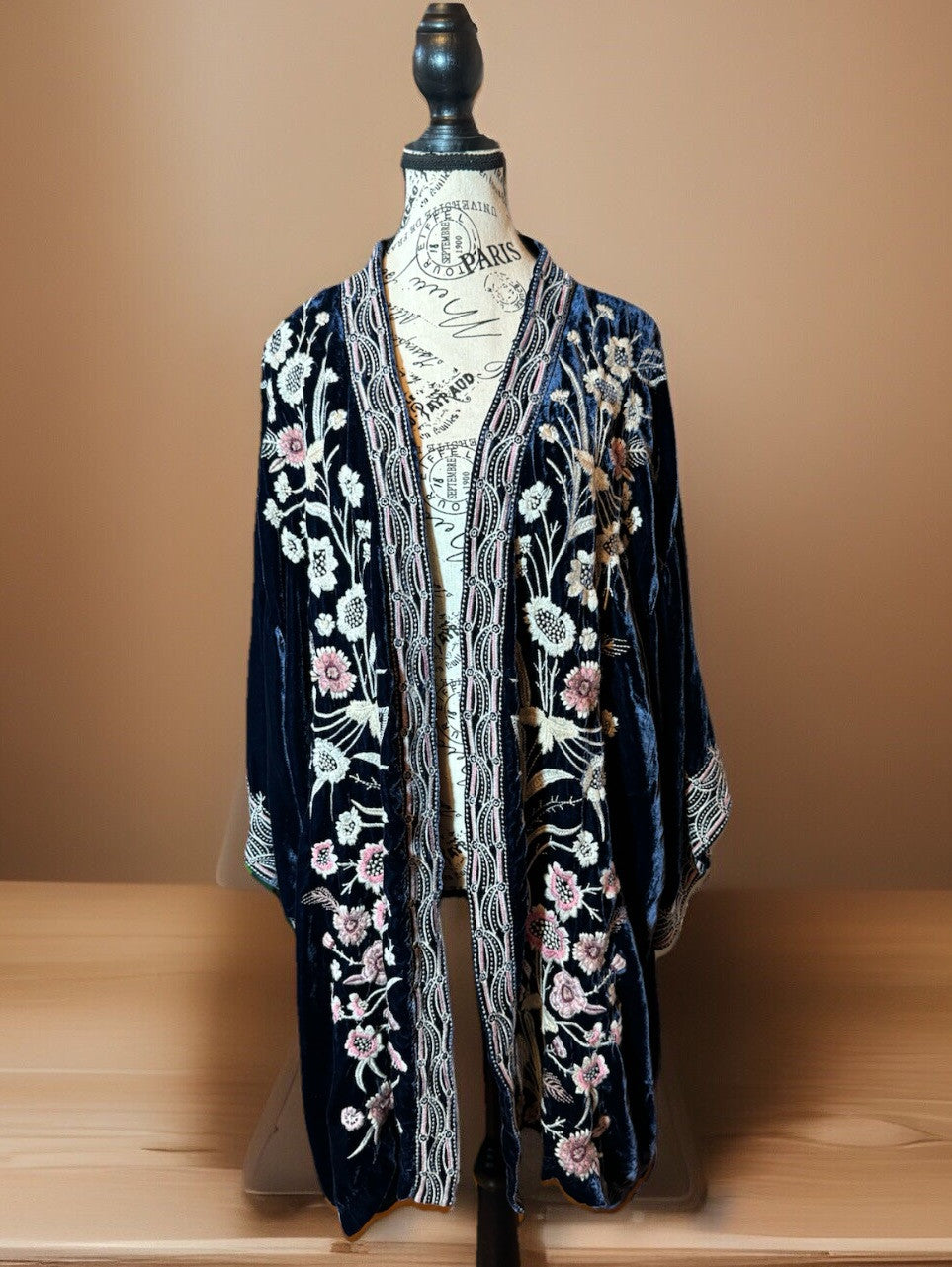 Johnny Was 2X / 3X Blue Velvet Kimono Wrap Jacket Duster BOHO Oversized 30”PTP Johnny Was