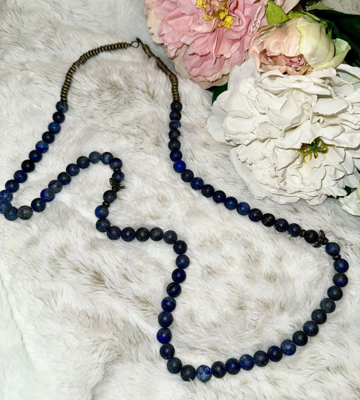 Johnny Was 38” Blue Lapis Lazuli & Brass Beaded  Necklace Provance Bee Unmarked Johnny Was