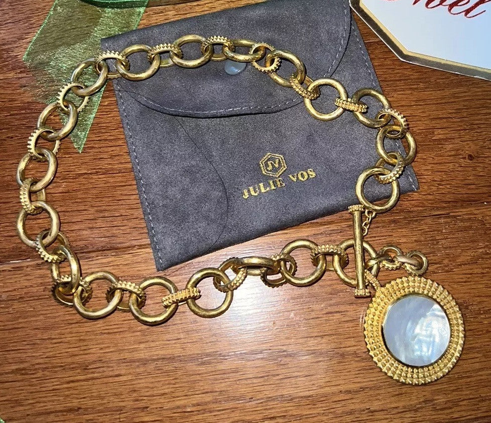 7899407