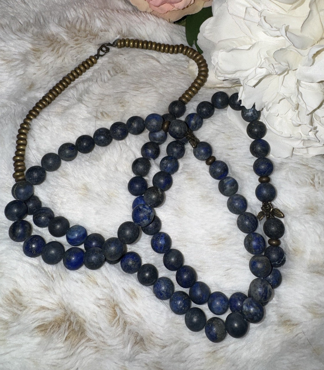 Johnny Was 38” Blue Lapis Lazuli & Brass Beaded  Necklace Provance Bee Unmarked Johnny Was