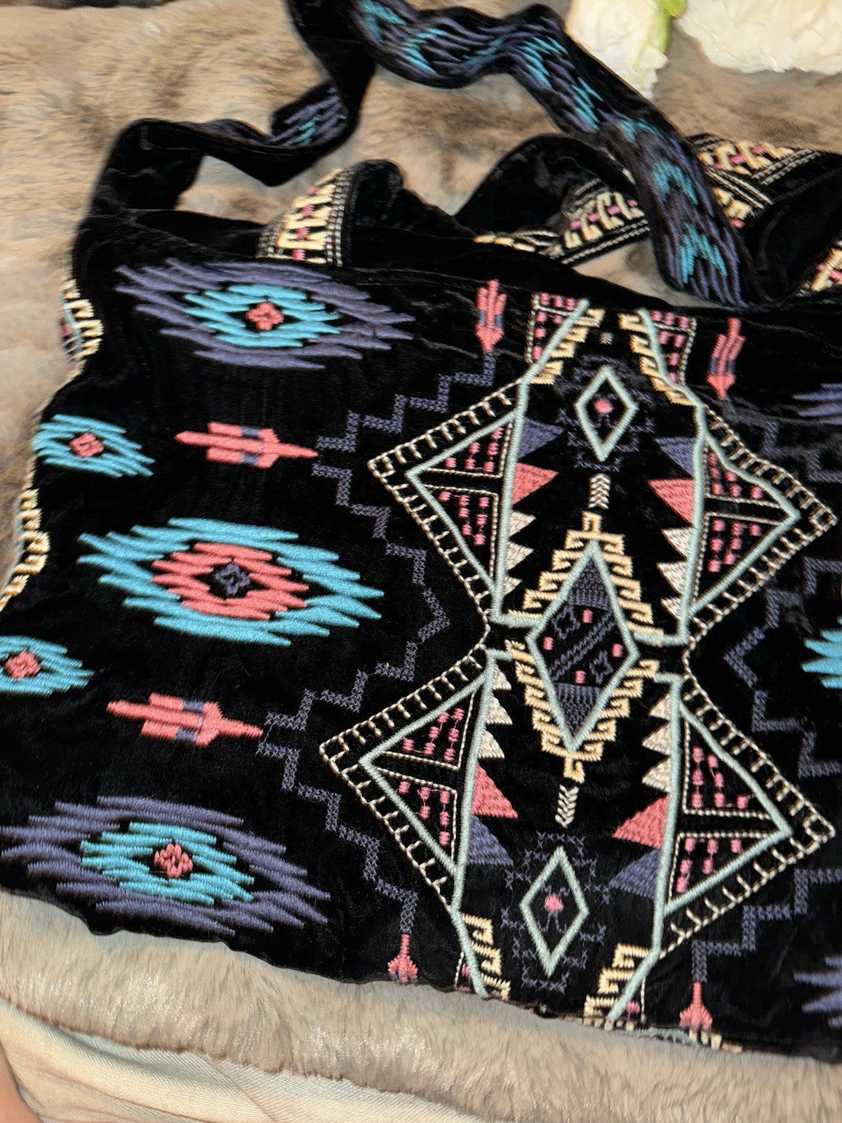 https://i.ebayimg.com/images/g/EBkAAeSwuxdnwQSk/s-l1600.jpg
